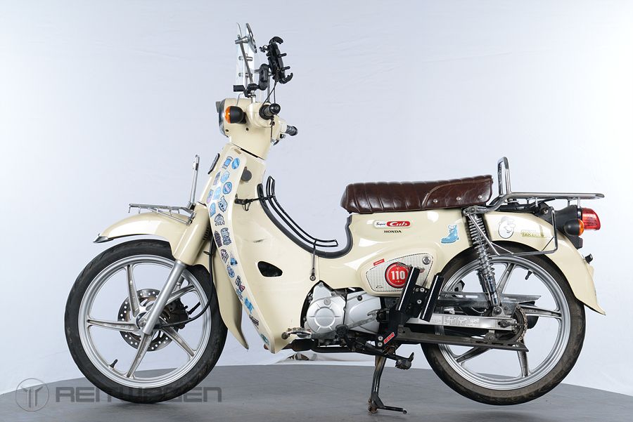 혼다 슈퍼 커브 110 thumb 2