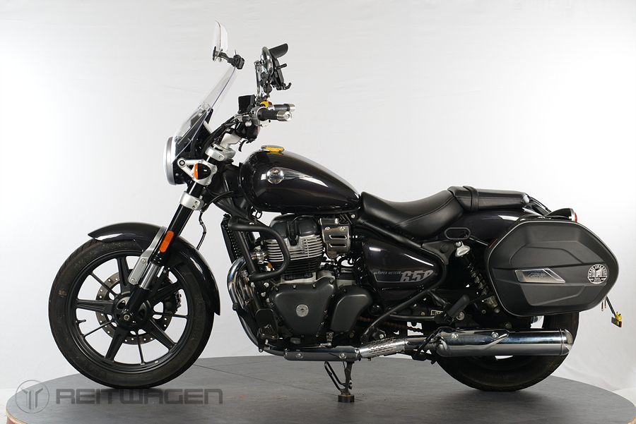 로얄엔필드 슈퍼메테오 650 thumb 2