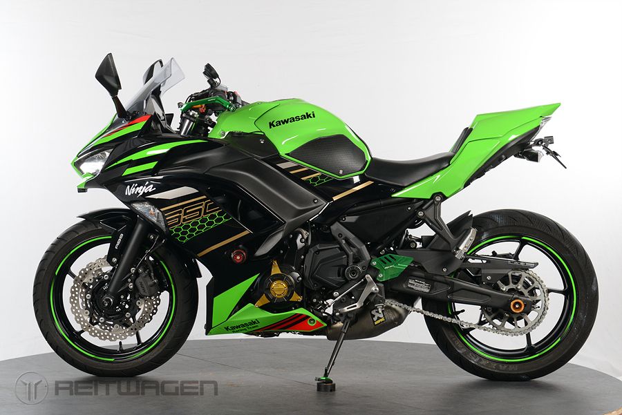 가와사키 닌자 650 thumb 2