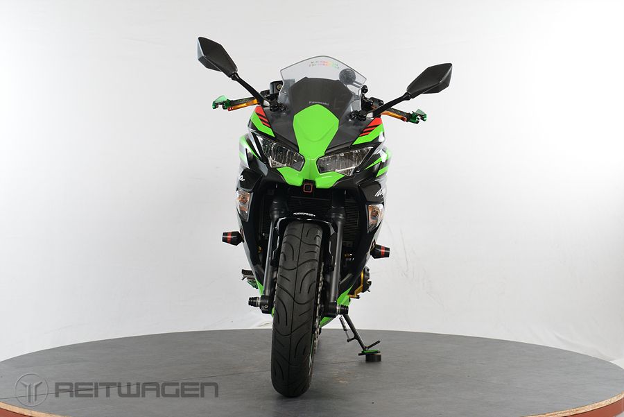 가와사키 닌자 650 more