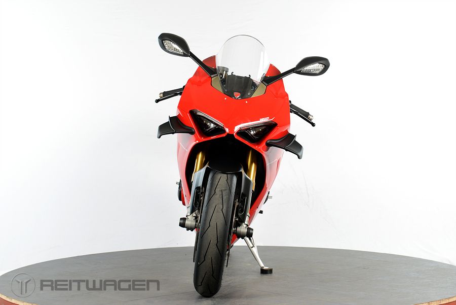 두카티 파니갈레 V4 S more