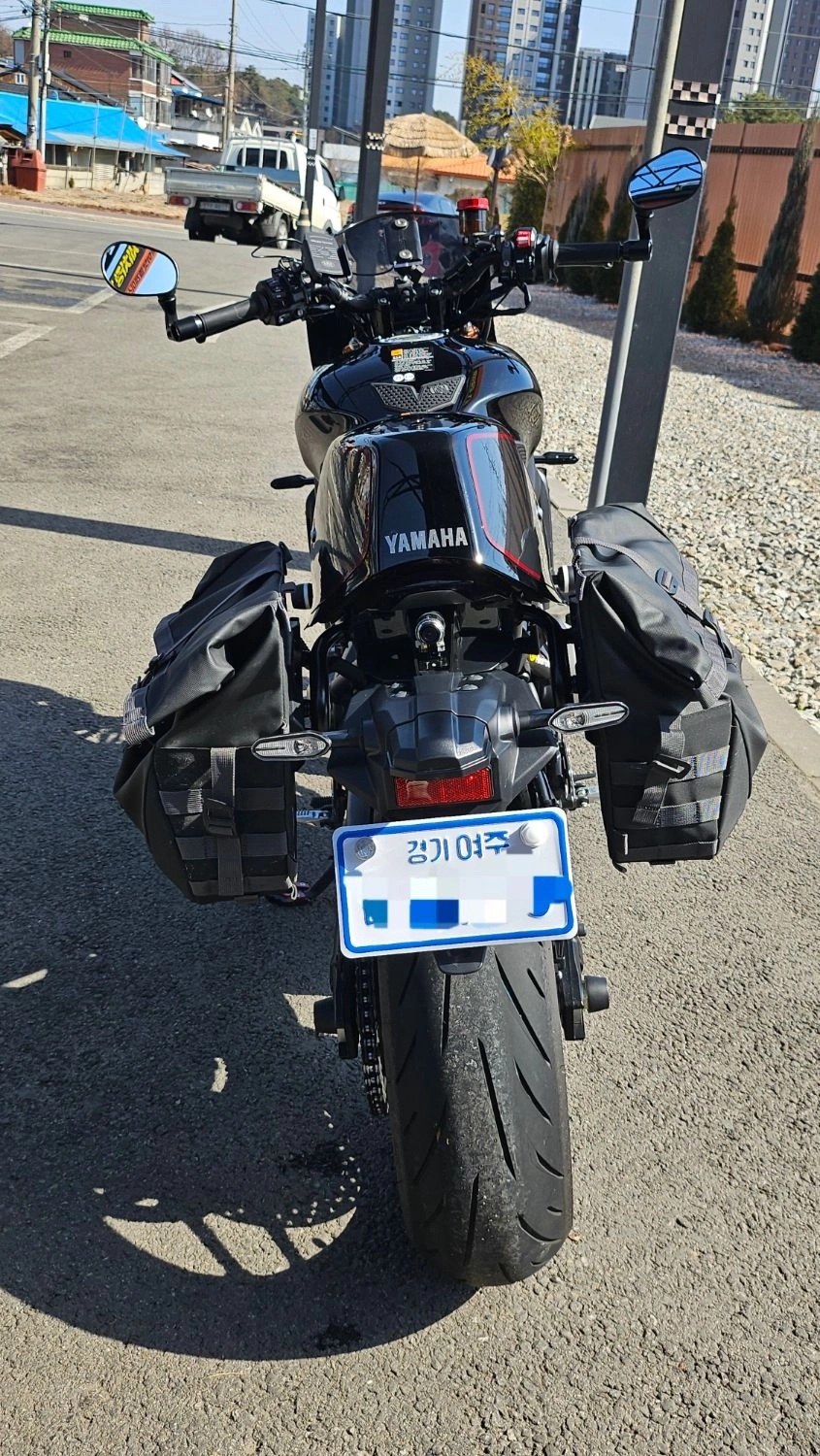 야마하 XSR 900 2022 네이비 사진 3