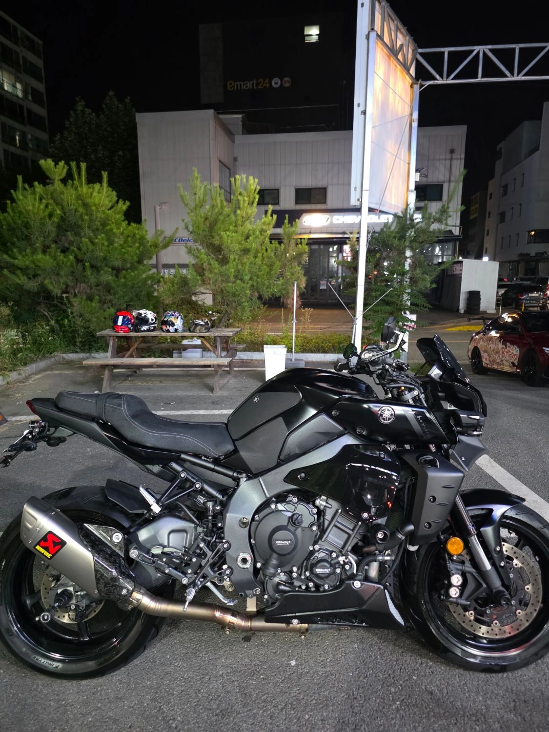 야마하 MT 10 2022 블랙 사진 2