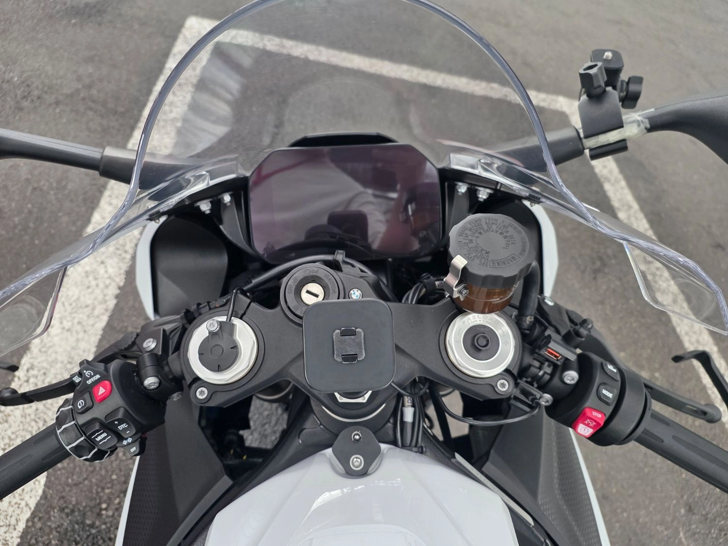 BMW S 1000 RR 2025 화이트 사진 2