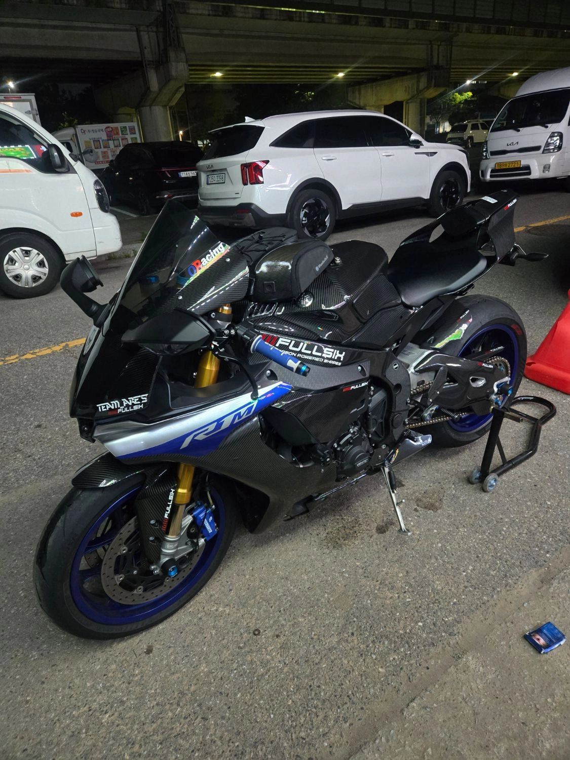 야마하 YZF R1 M 2018 네이비 사진 4