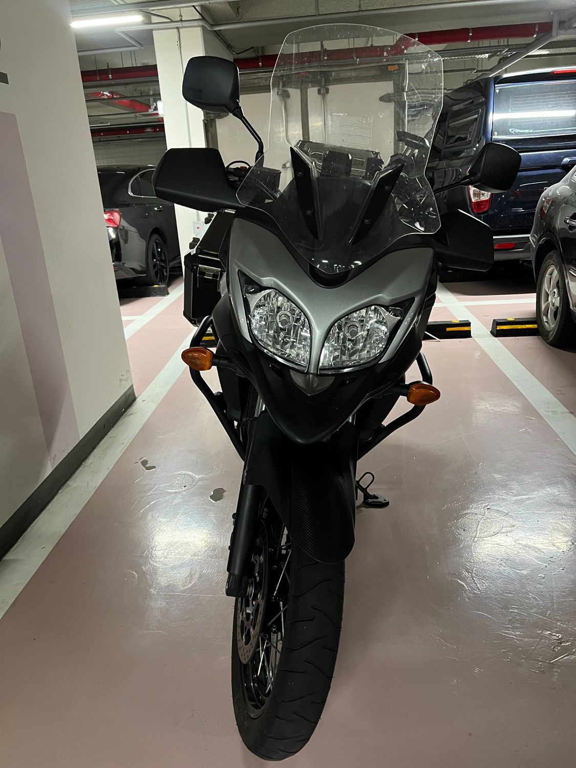 스즈키 브이스트롬 650 XT more