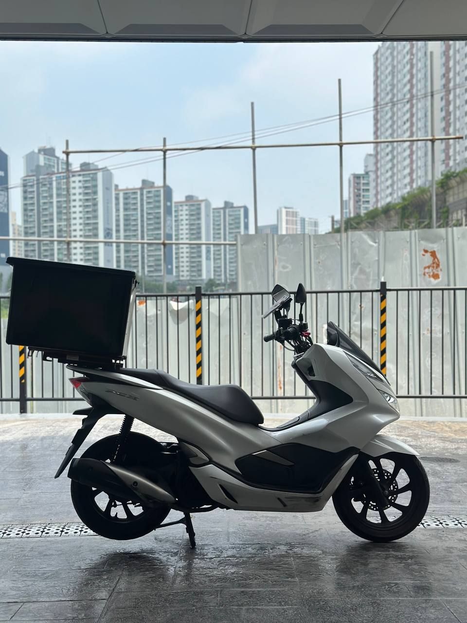 혼다 PCX 125 thumb 2