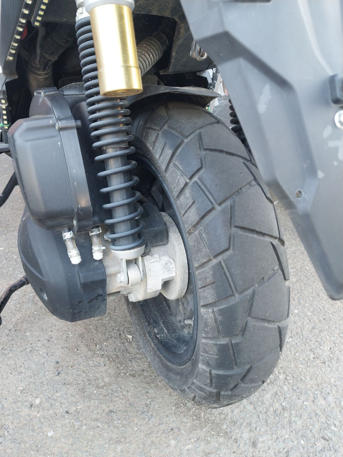 기타 ADV 125 thumb 2