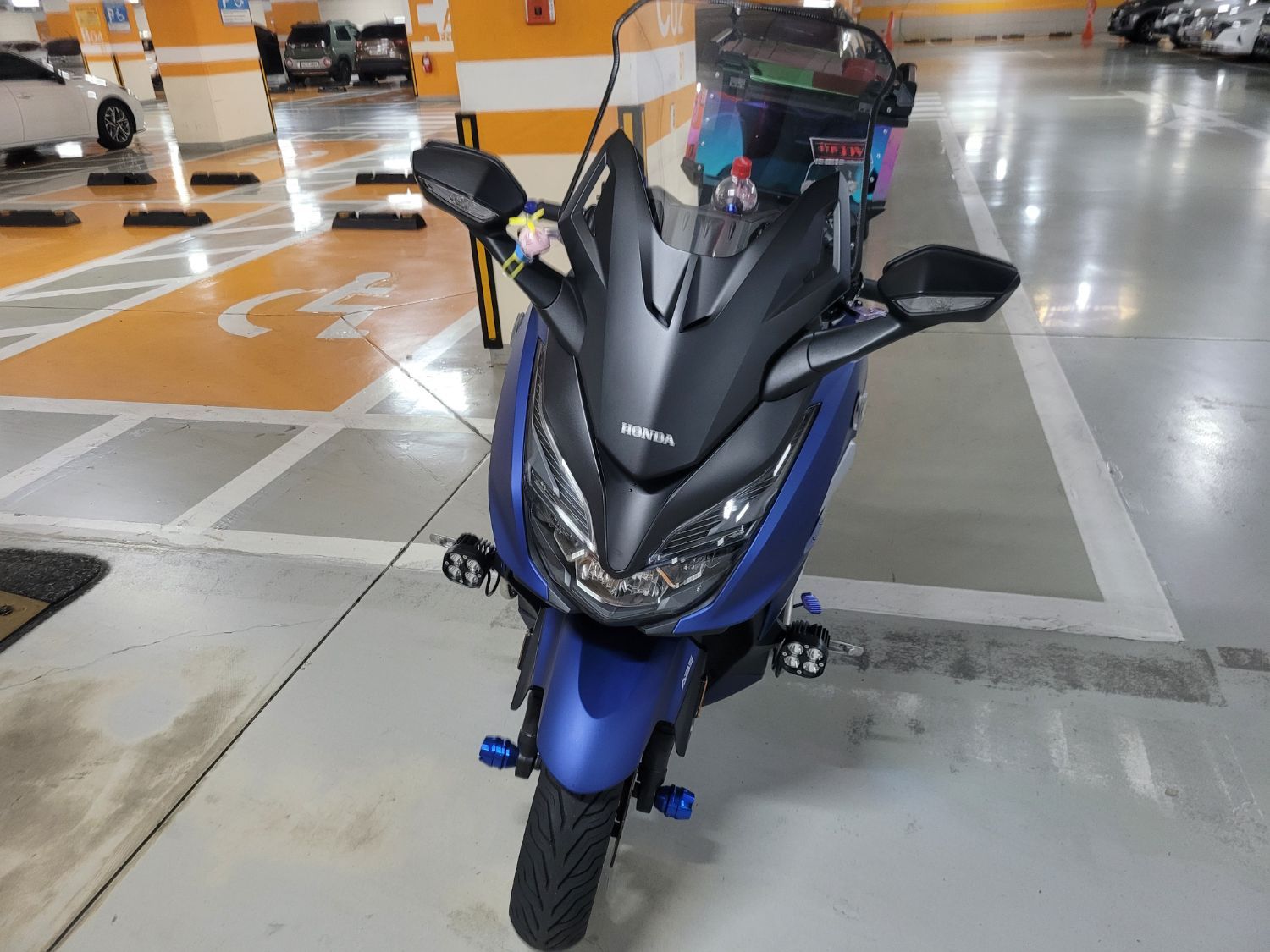 혼다 포르자 350 more