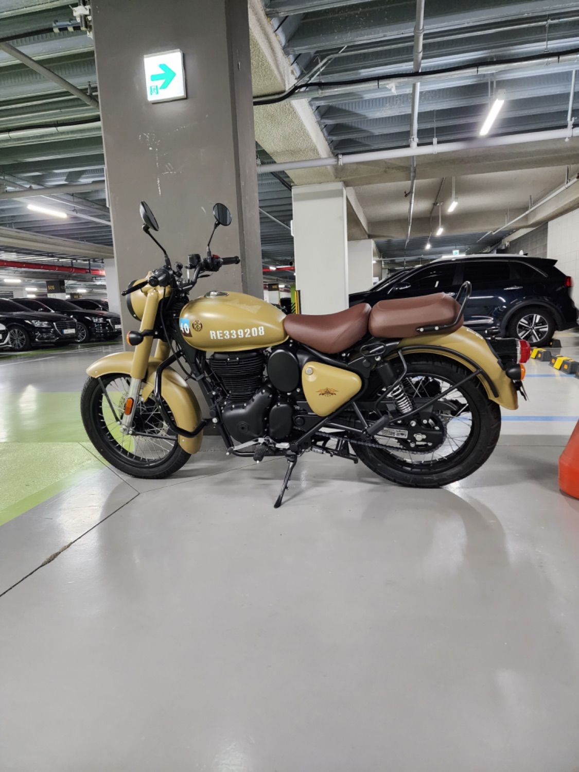 로얄엔필드 클래식 350 thumb 2