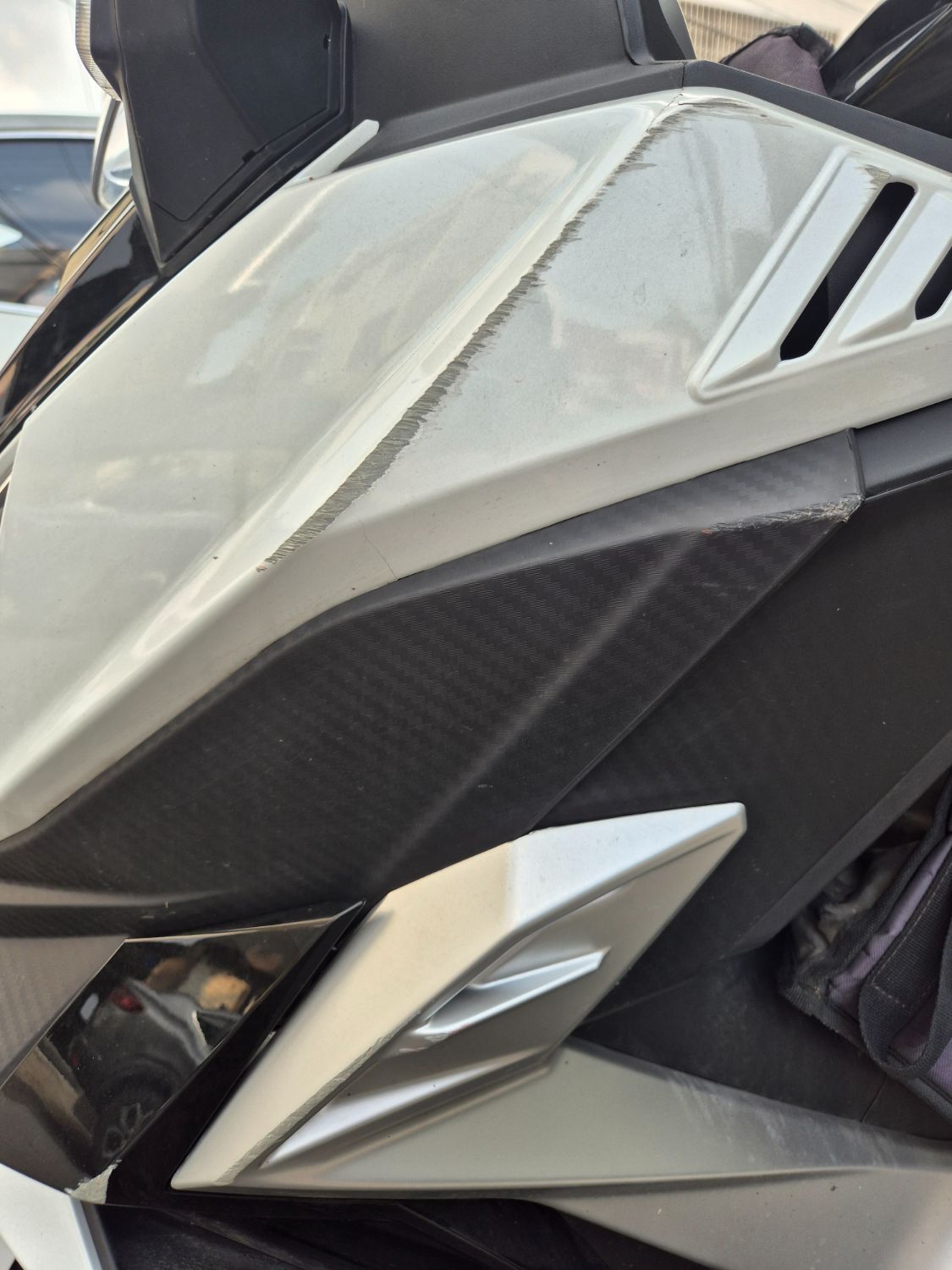 SYM 크루심 300 ABS more