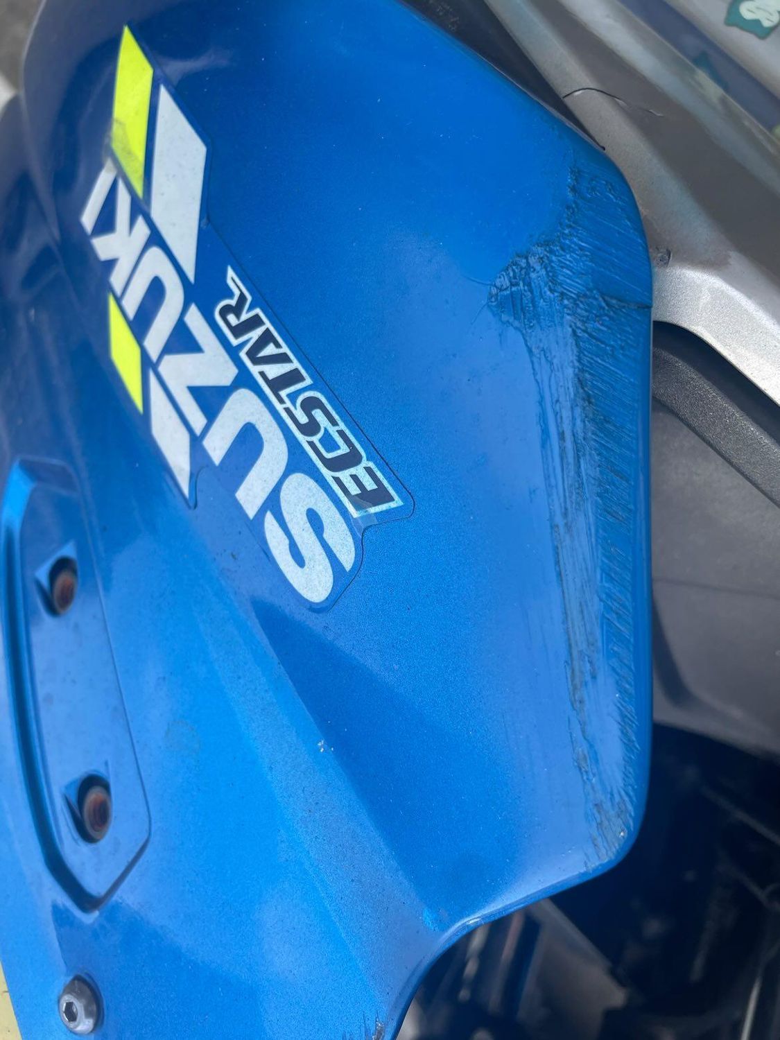 스즈키 GSX S 125 more