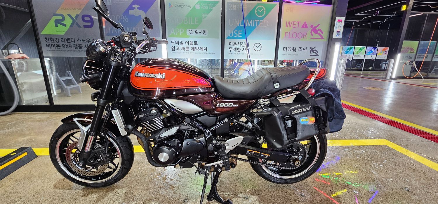 가와사키 Z 900 RS 카페 thumb 2
