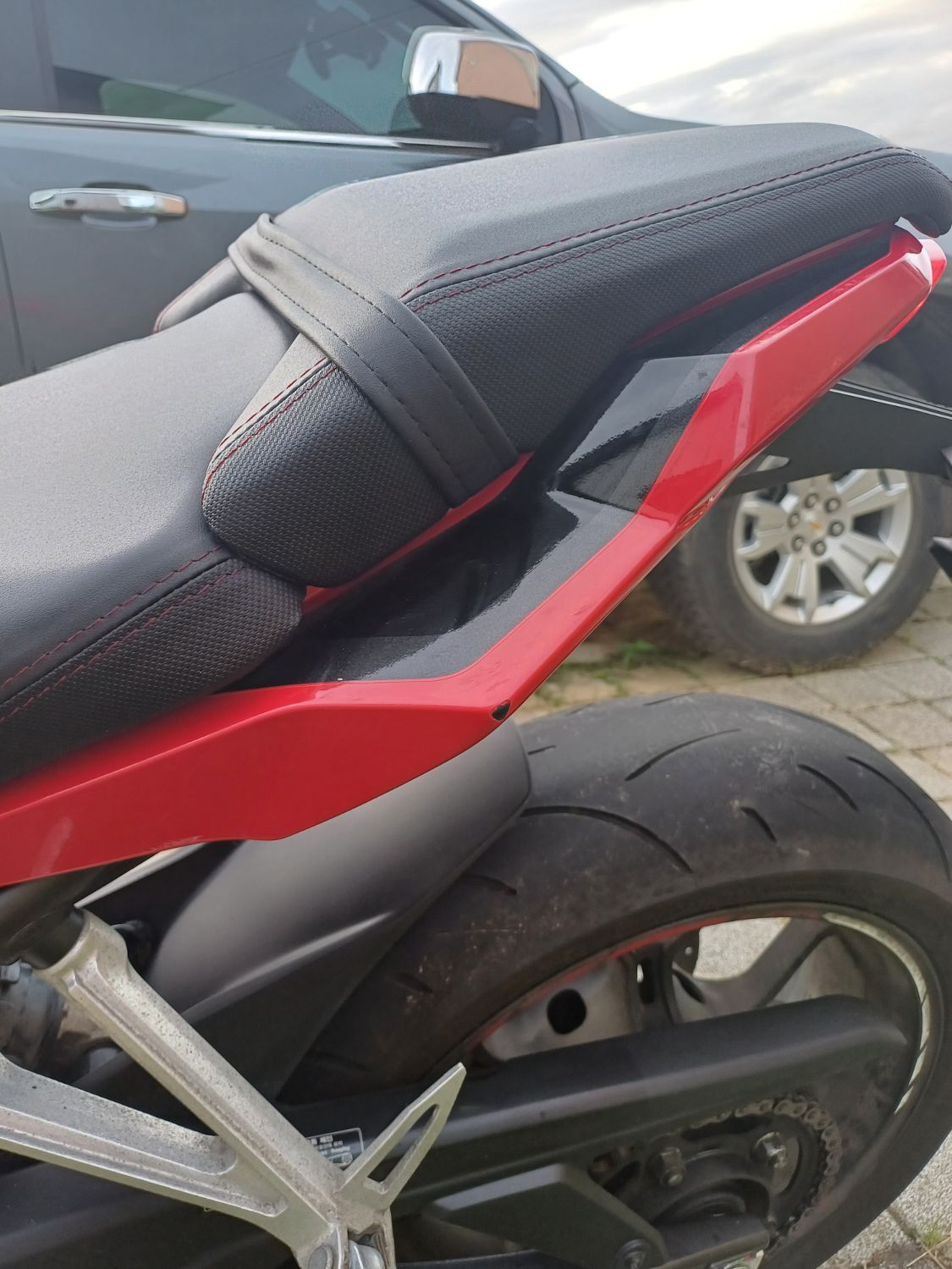 혼다 CBR 650 R 2023 레드 사진 4