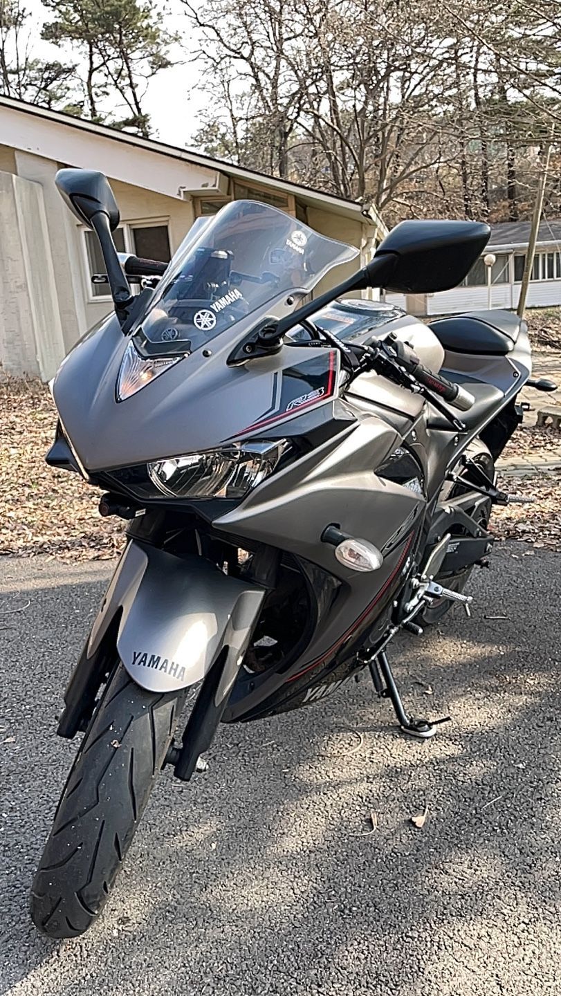 야마하 YZF R3 more