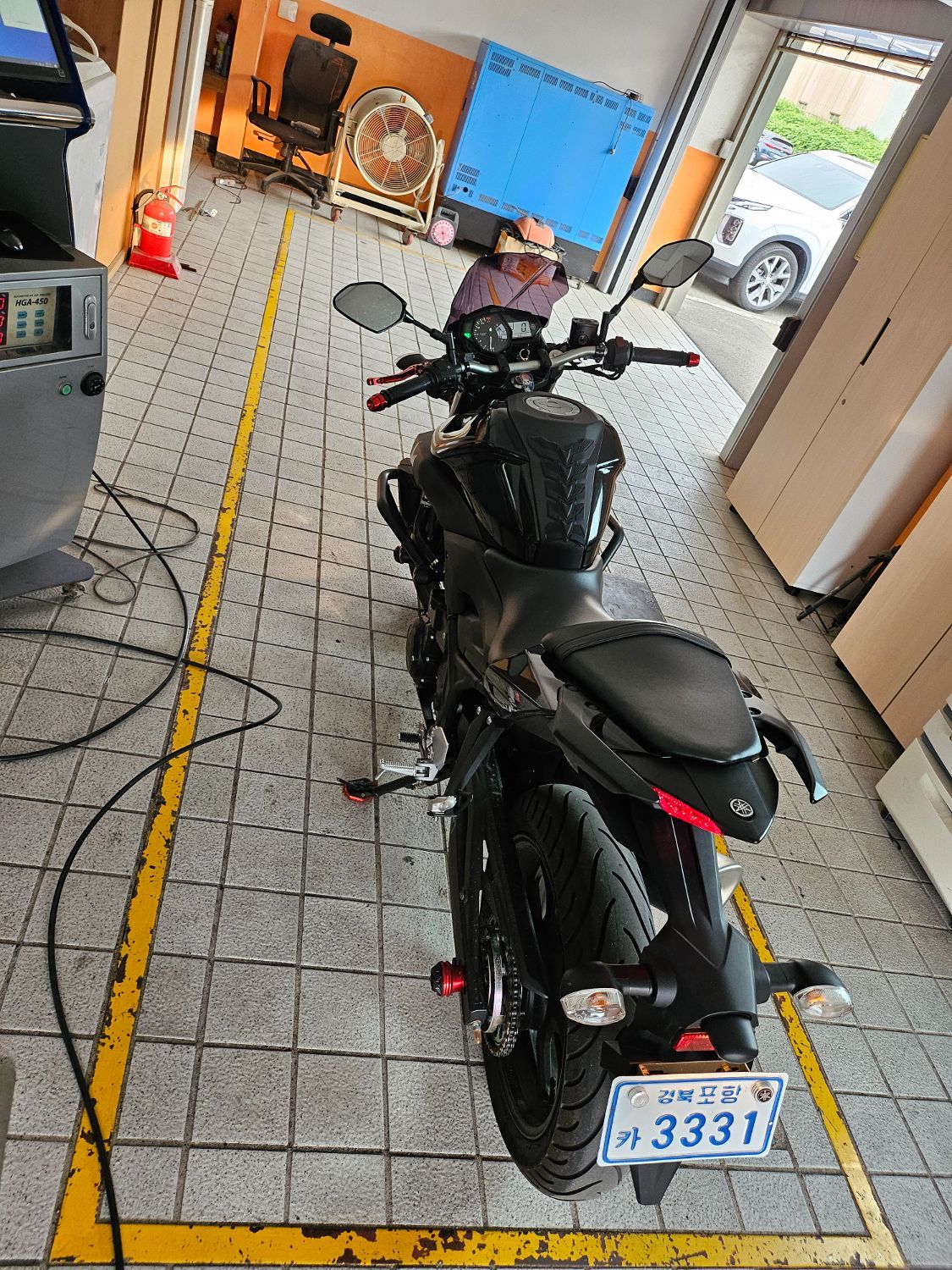 야마하 MT 03 more