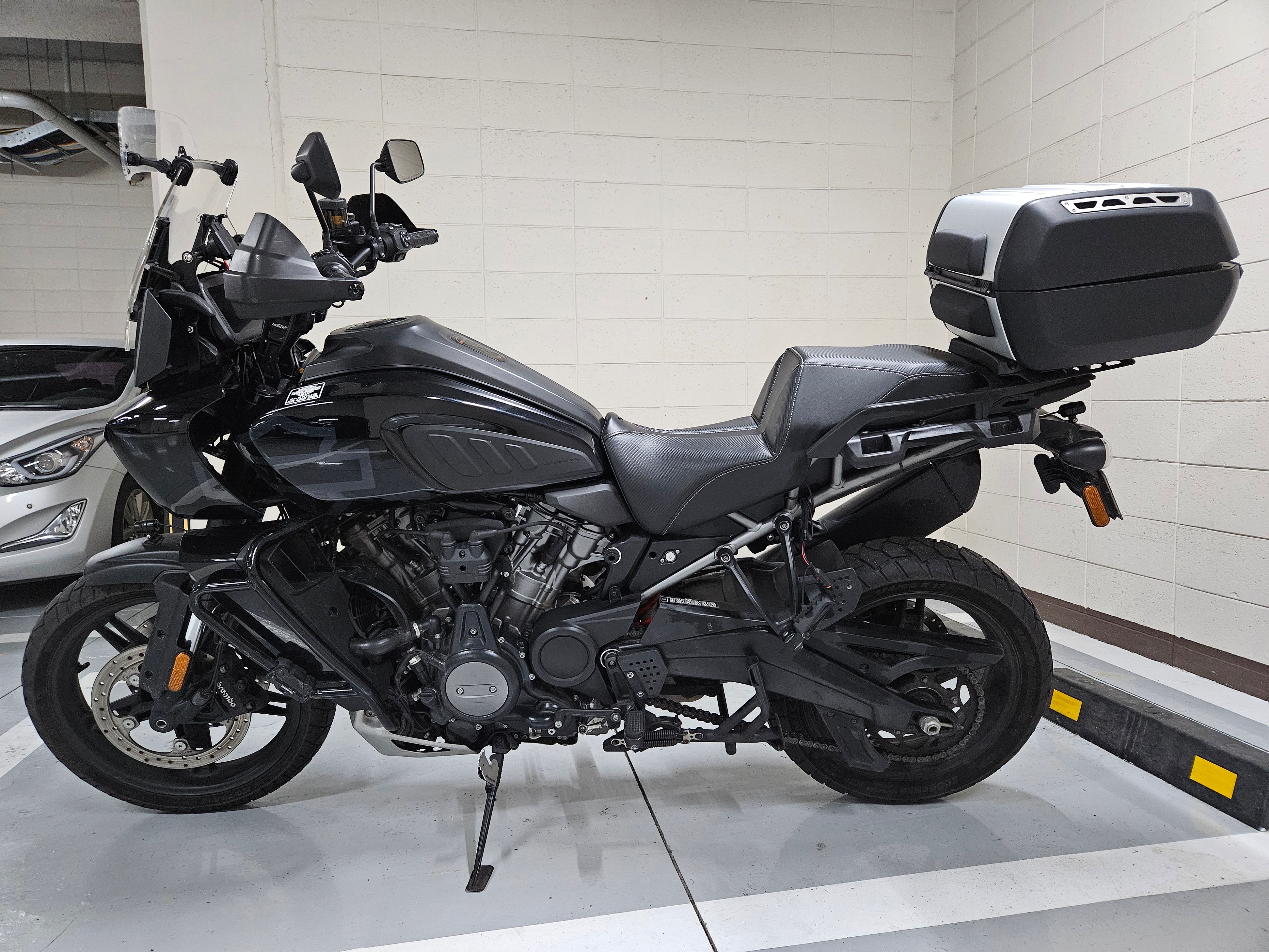 할리데이비슨 팬 아메리카 1250 스페셜 more