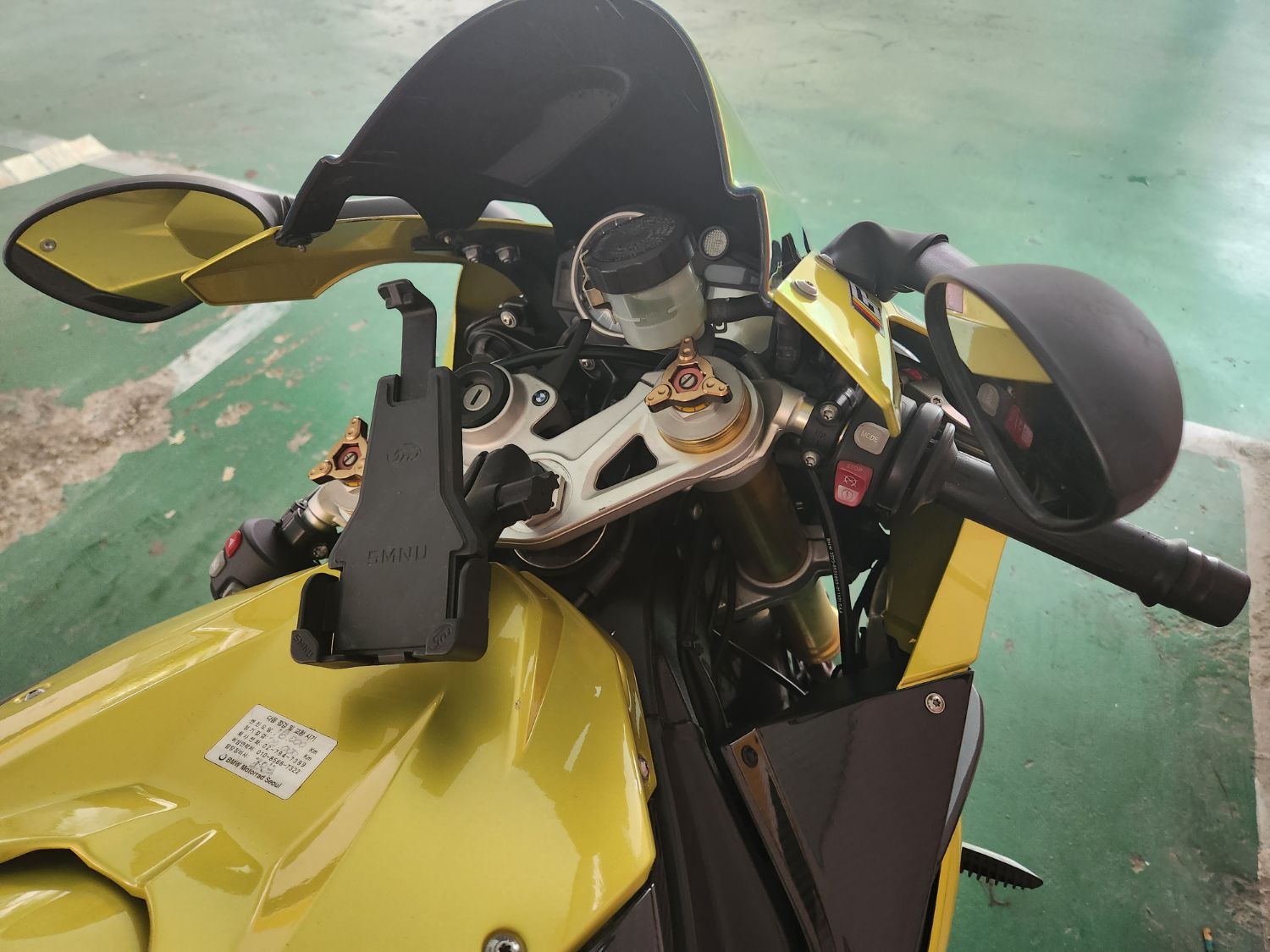 BMW S 1000 RR 2010 골드 사진 4