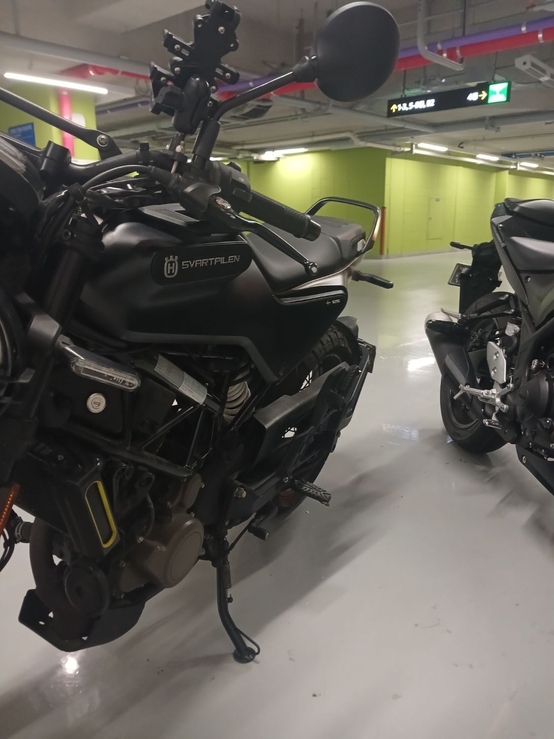 허스크바나 스바르트필렌 125 thumb 2