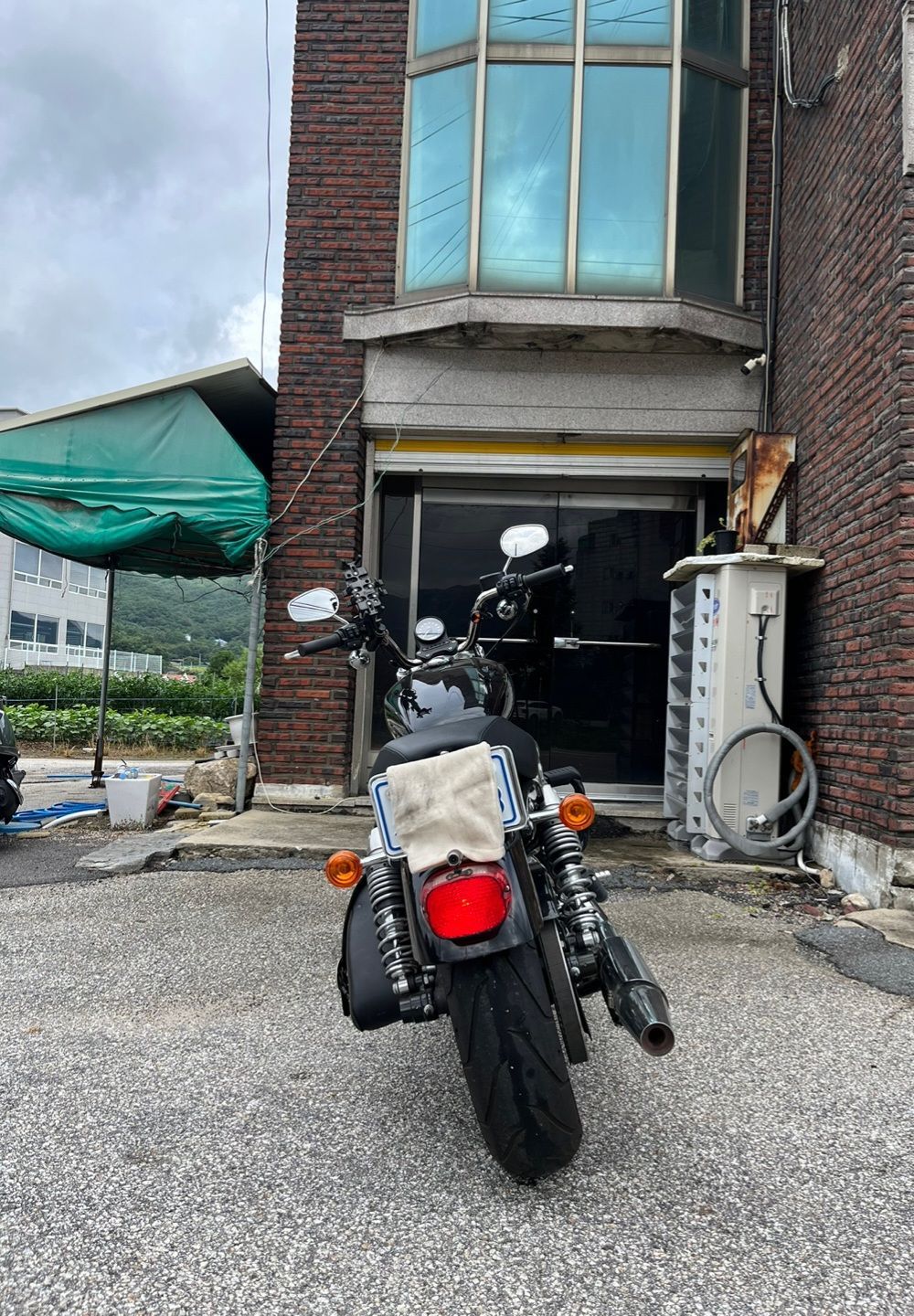 할리데이비슨 883 슈퍼로우 thumb 2