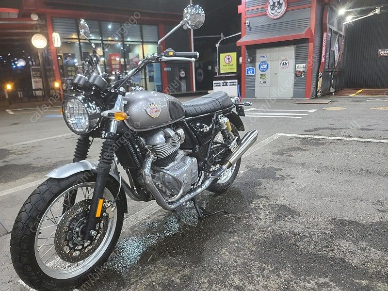 로얄엔필드 인터셉터 650 more