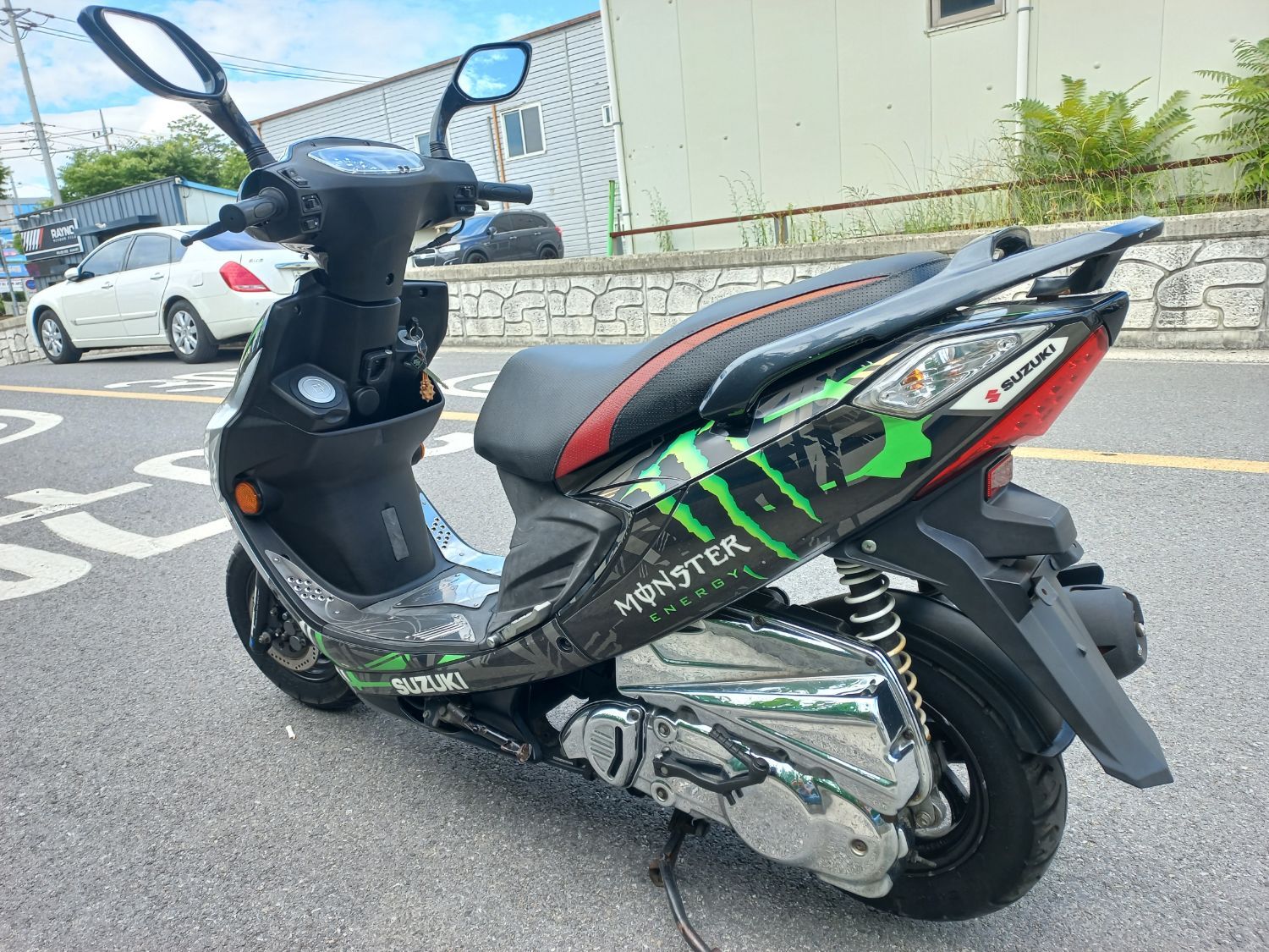 스즈키 GSR 125 NEX more