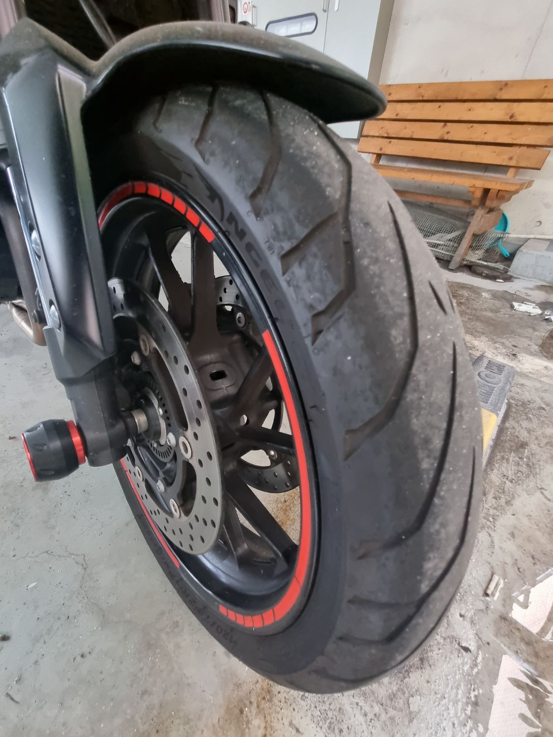 야마하 MT 09 more