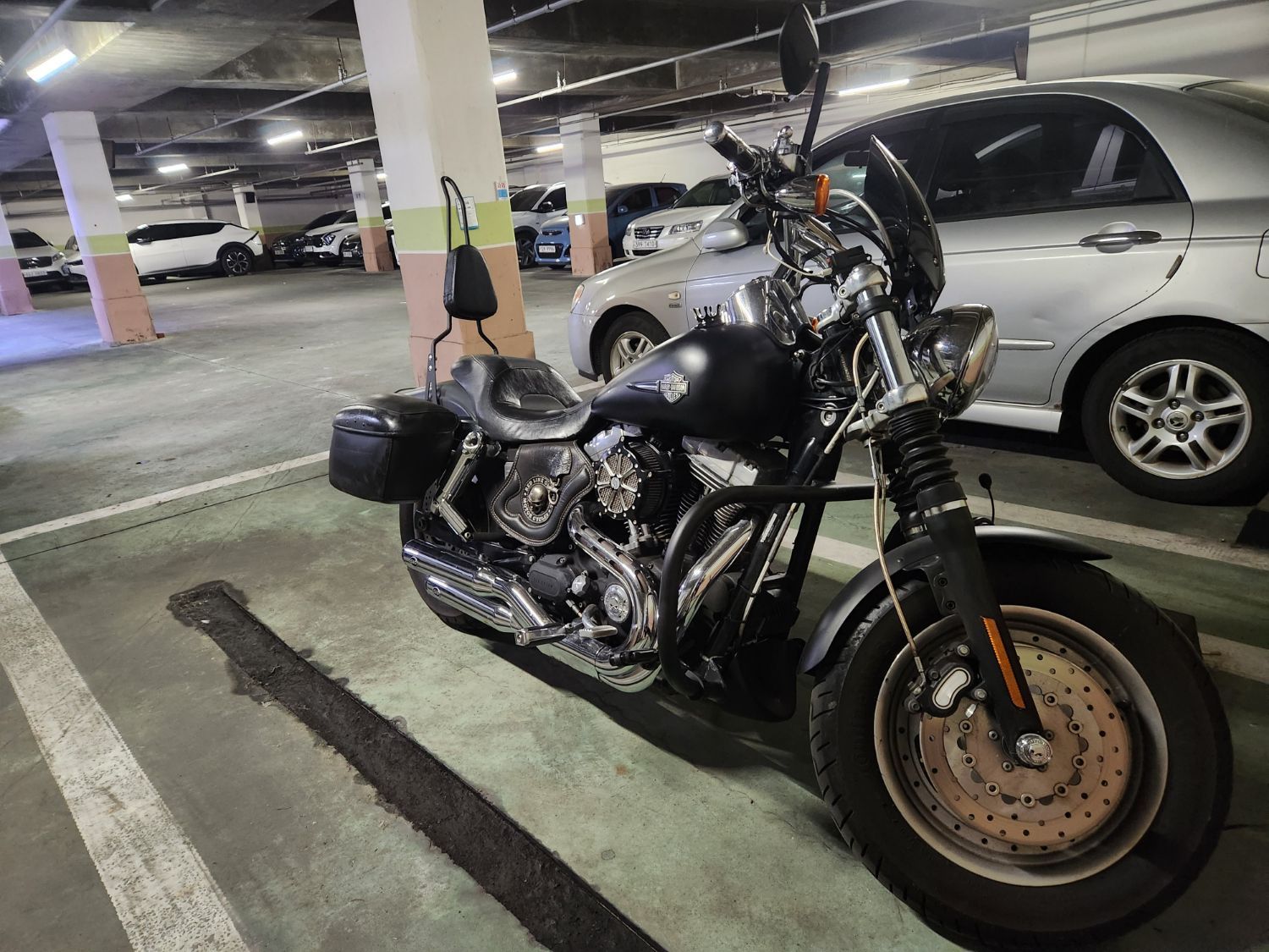 할리데이비슨 다이나 팻밥 thumb 2