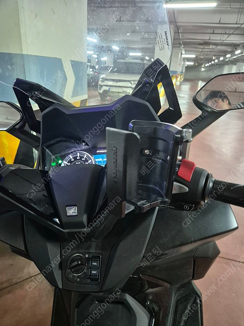 혼다 포르자 350 thumb 2