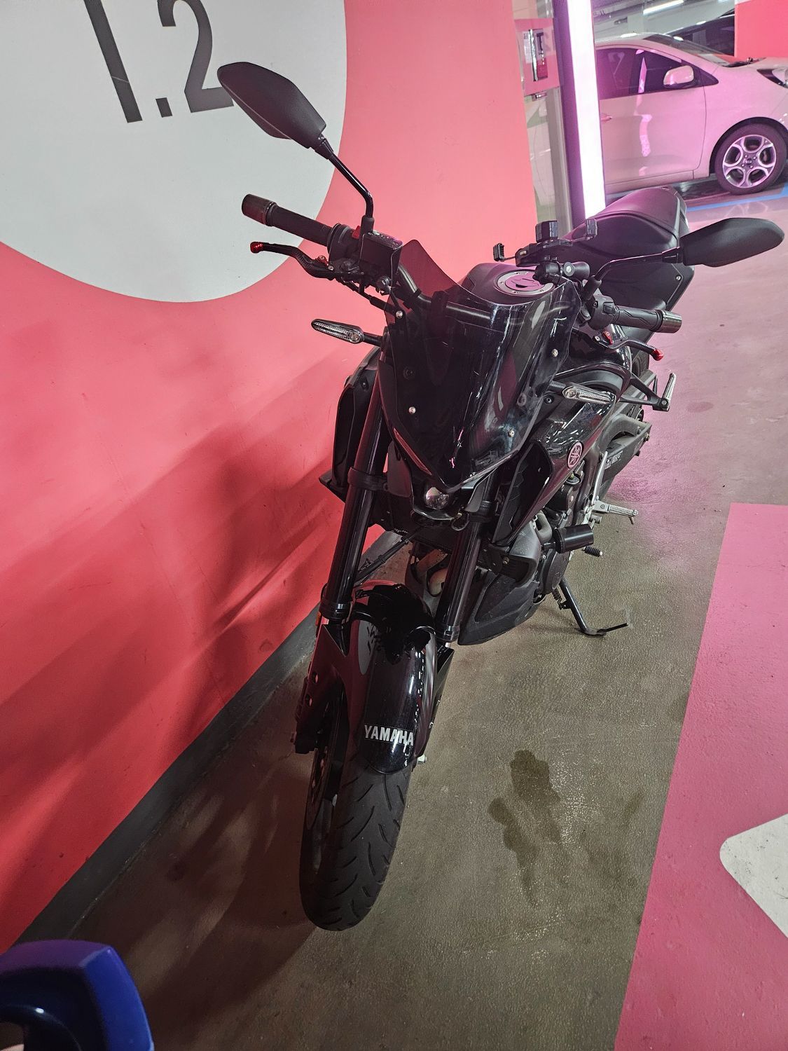 야마하 MT 03 more