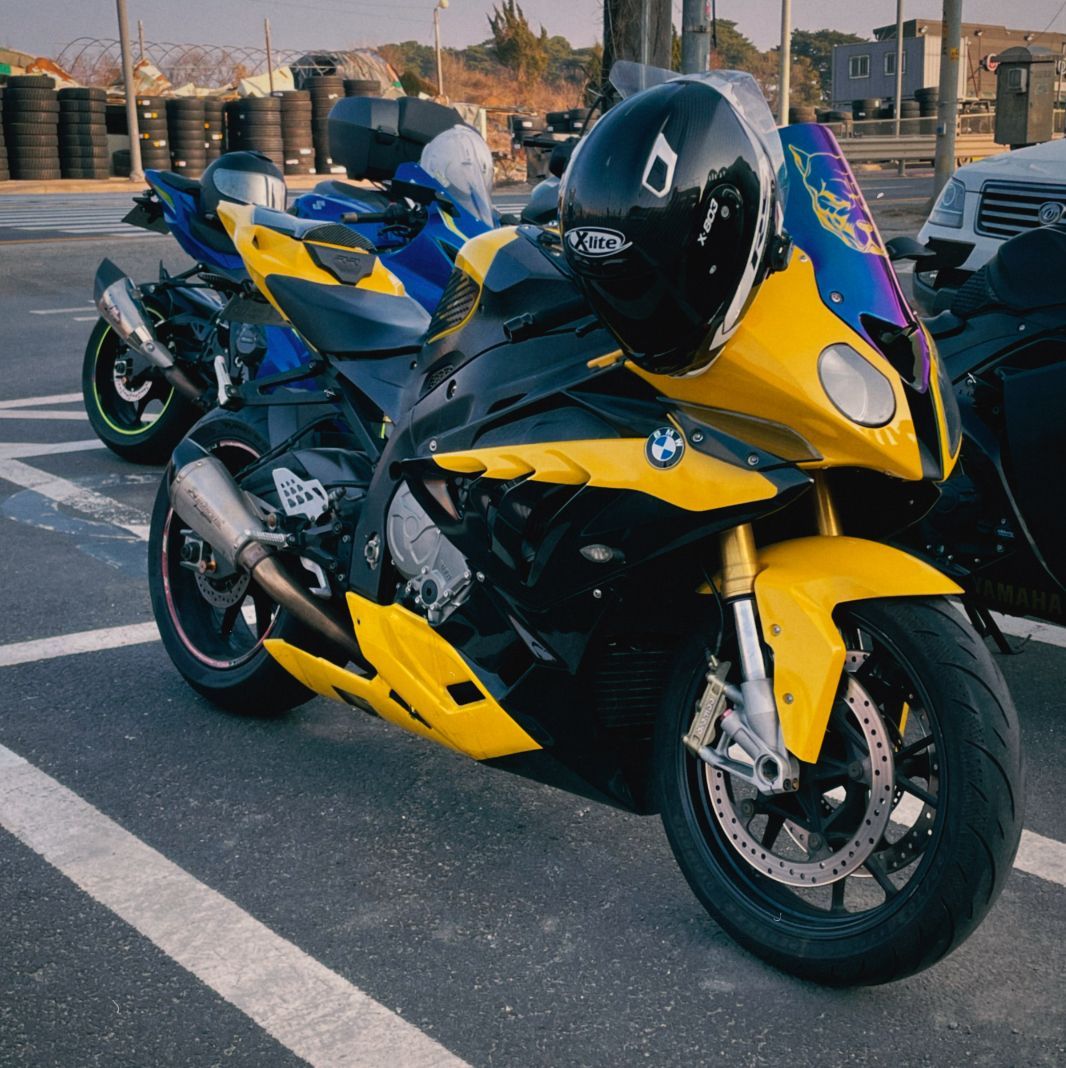 BMW S 1000 RR thumb 2