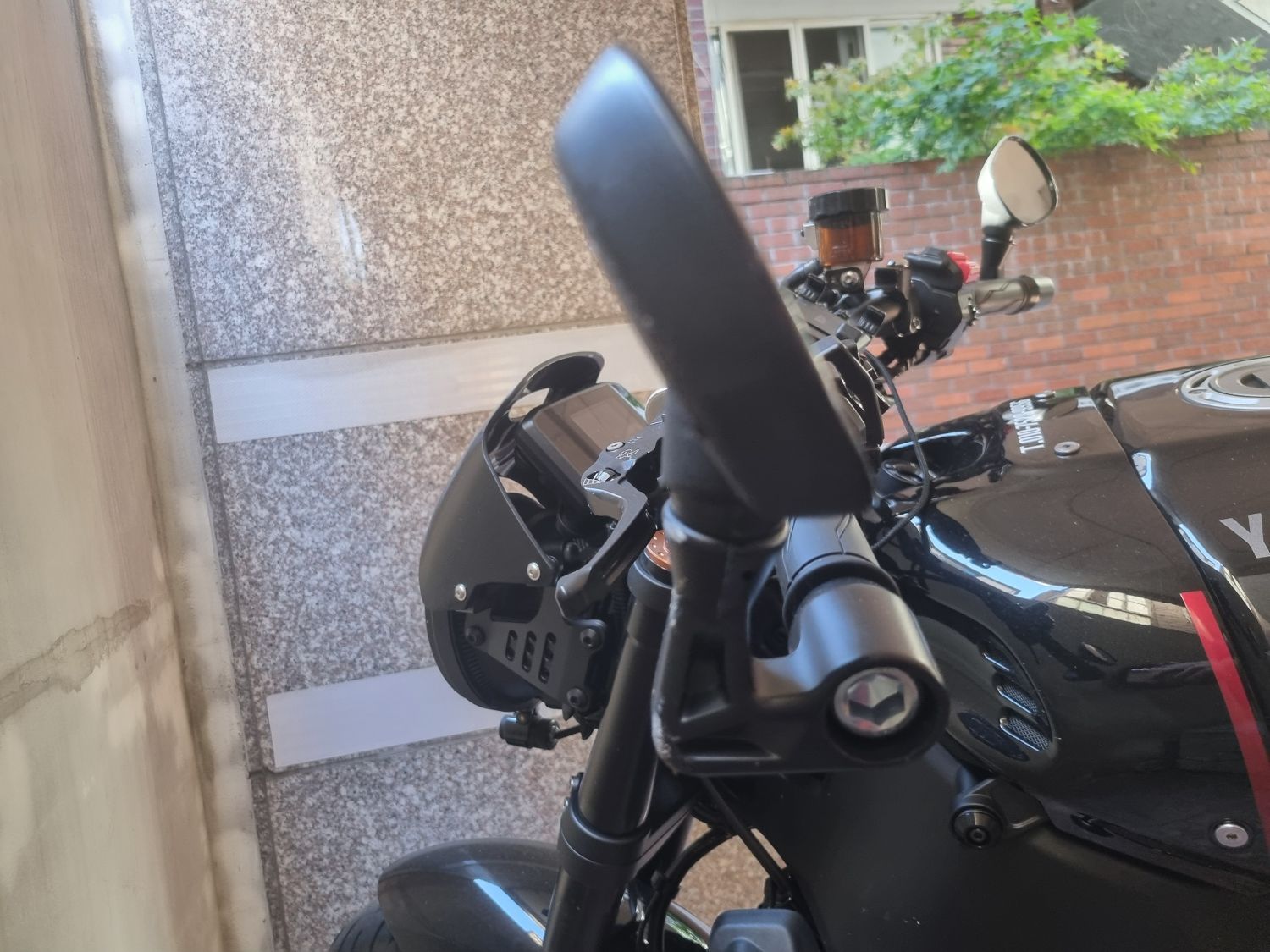 야마하 XSR 900 2023 로즈골드 사진 3