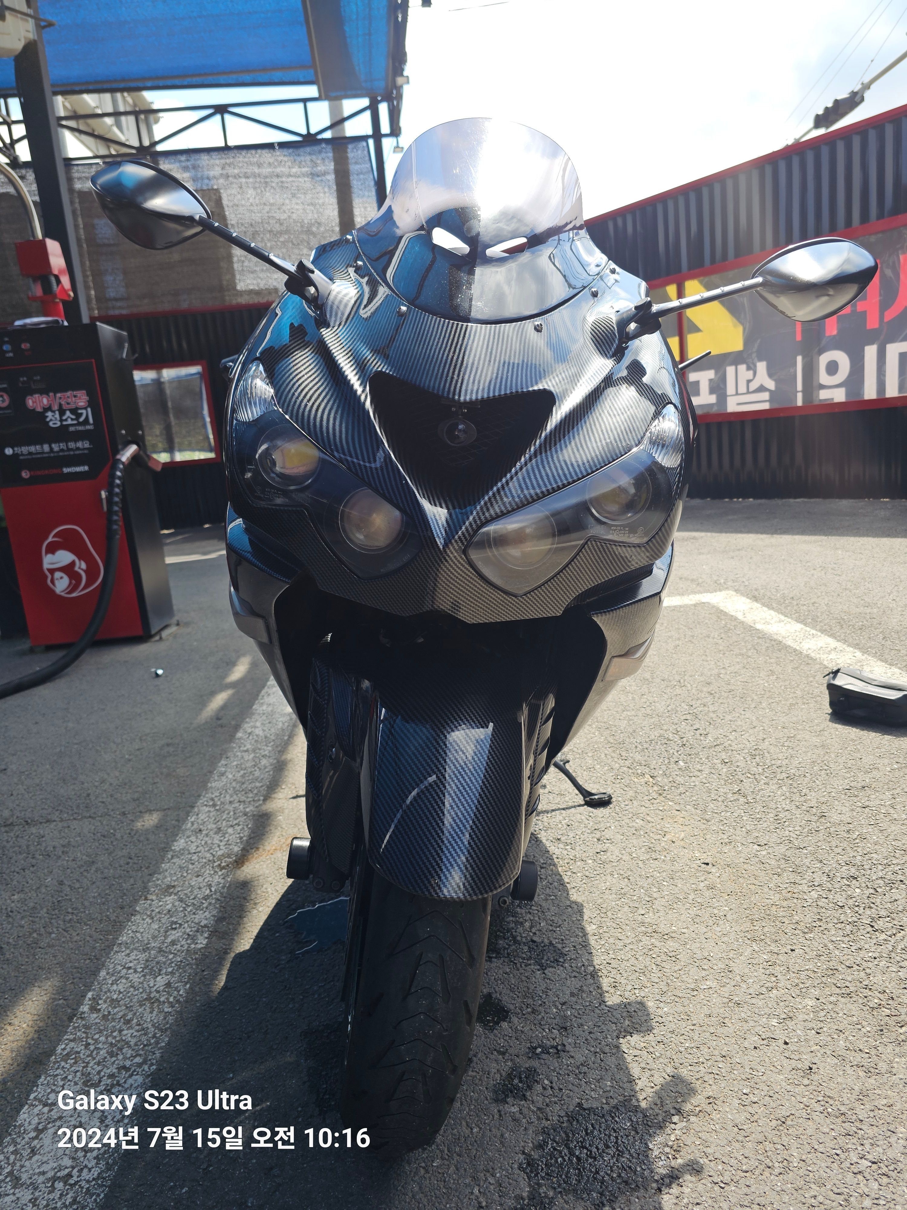 가와사키 ZZR 1400 올린즈 에디션 more