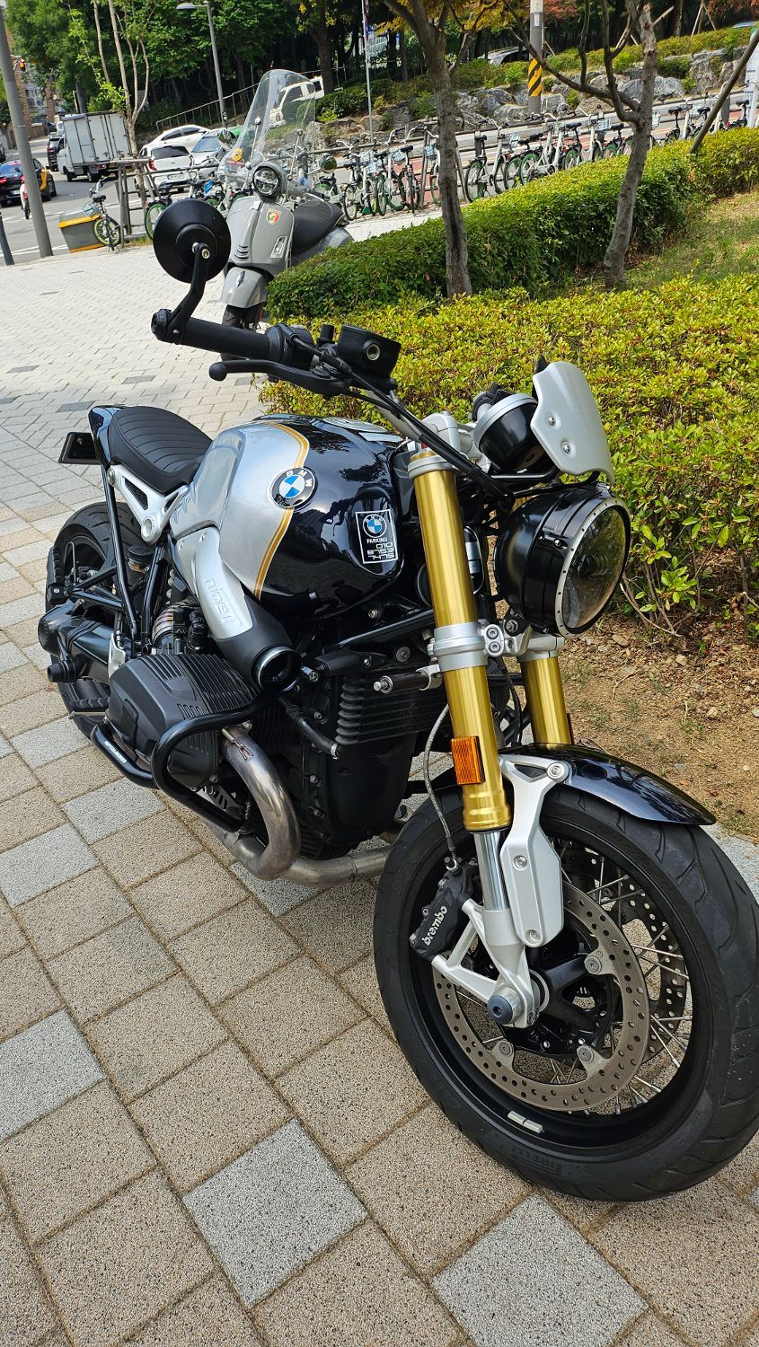 BMW R nine T 2017 실버 사진 8