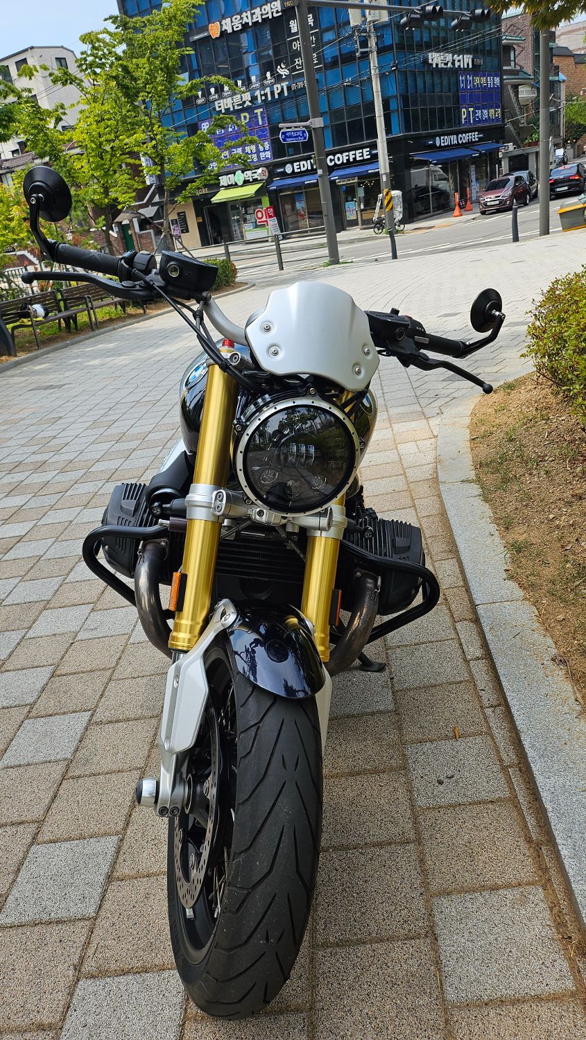 BMW R nine T 2017 실버 사진 7