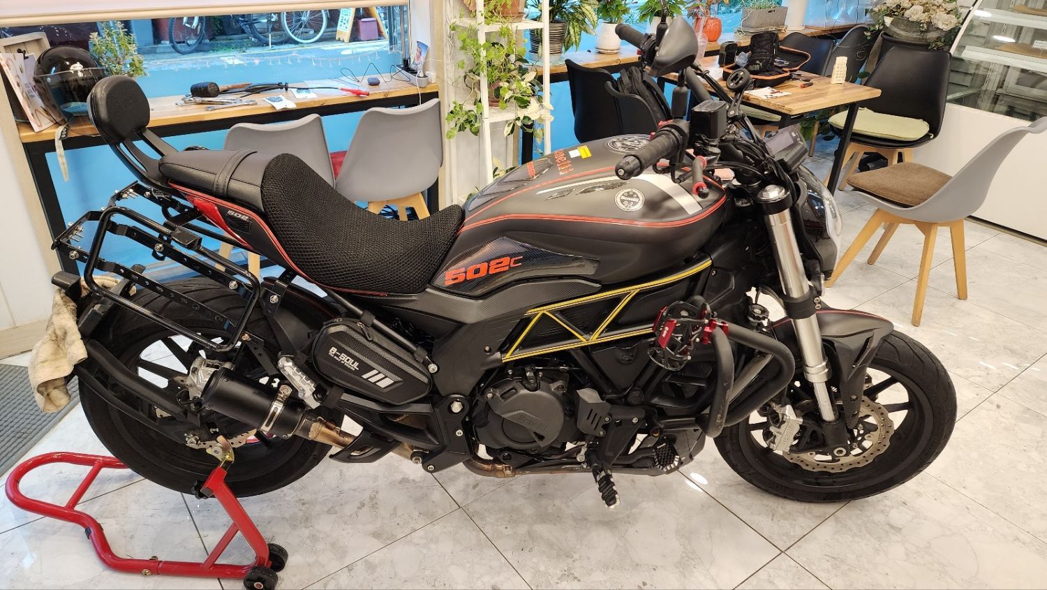 베넬리 502 C more