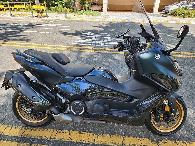 기타 TMAX 560 main