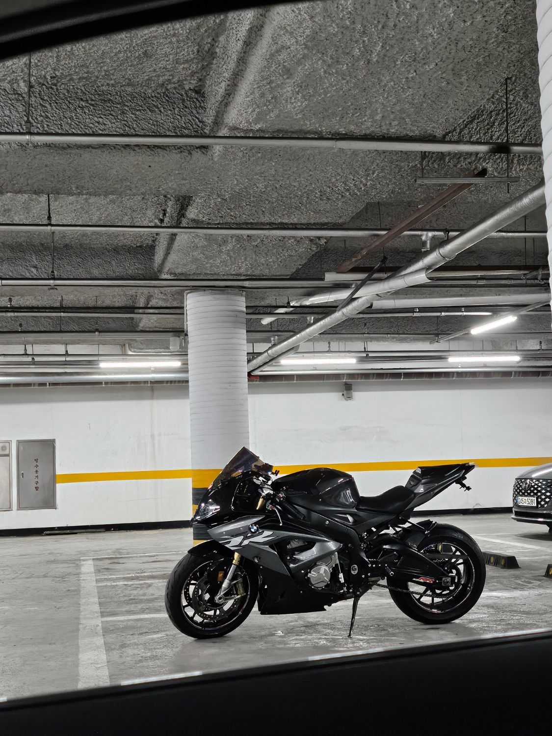 BMW S 1000 RR thumb 2