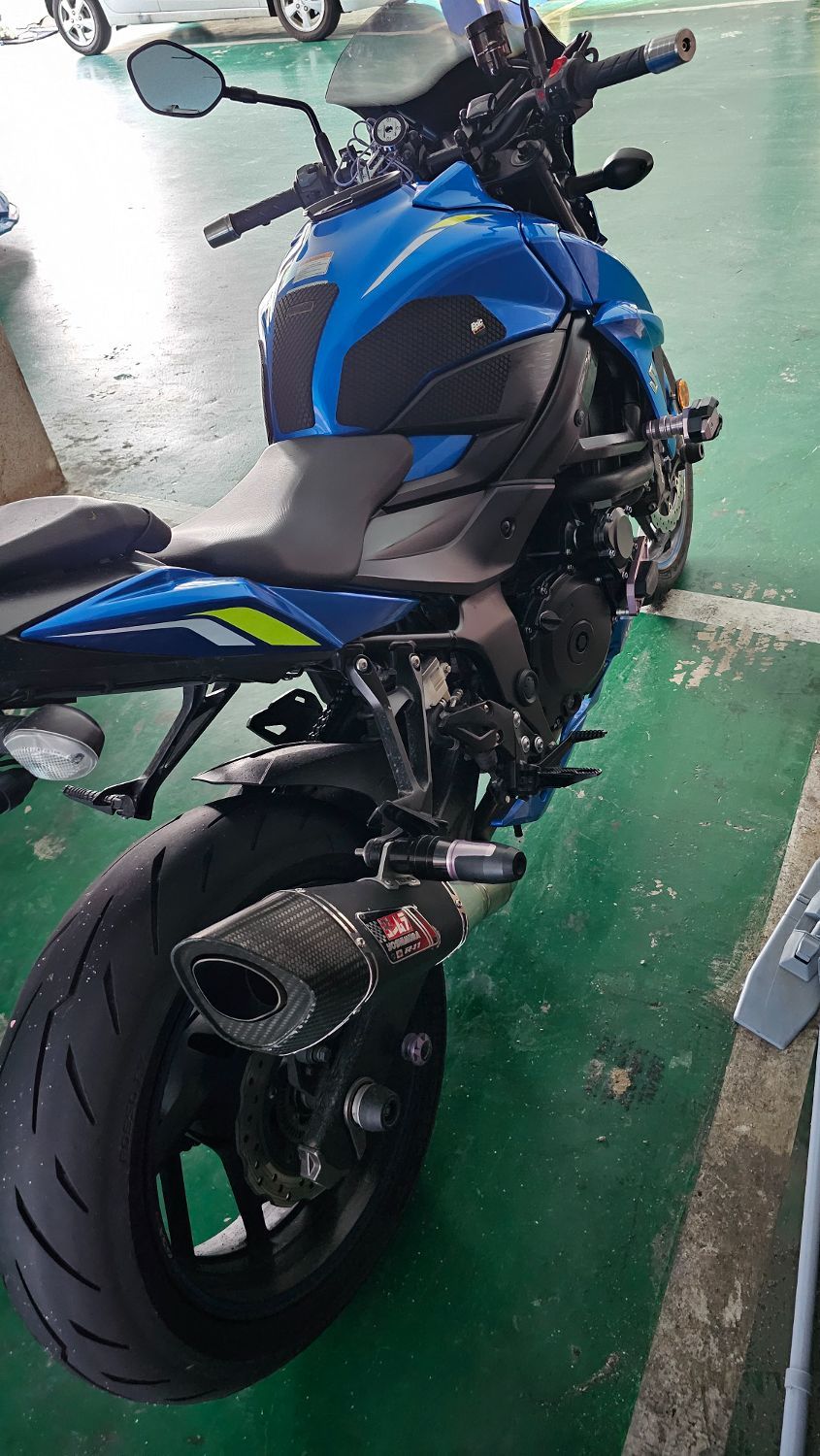 스즈키 GSX S 750 thumb 2