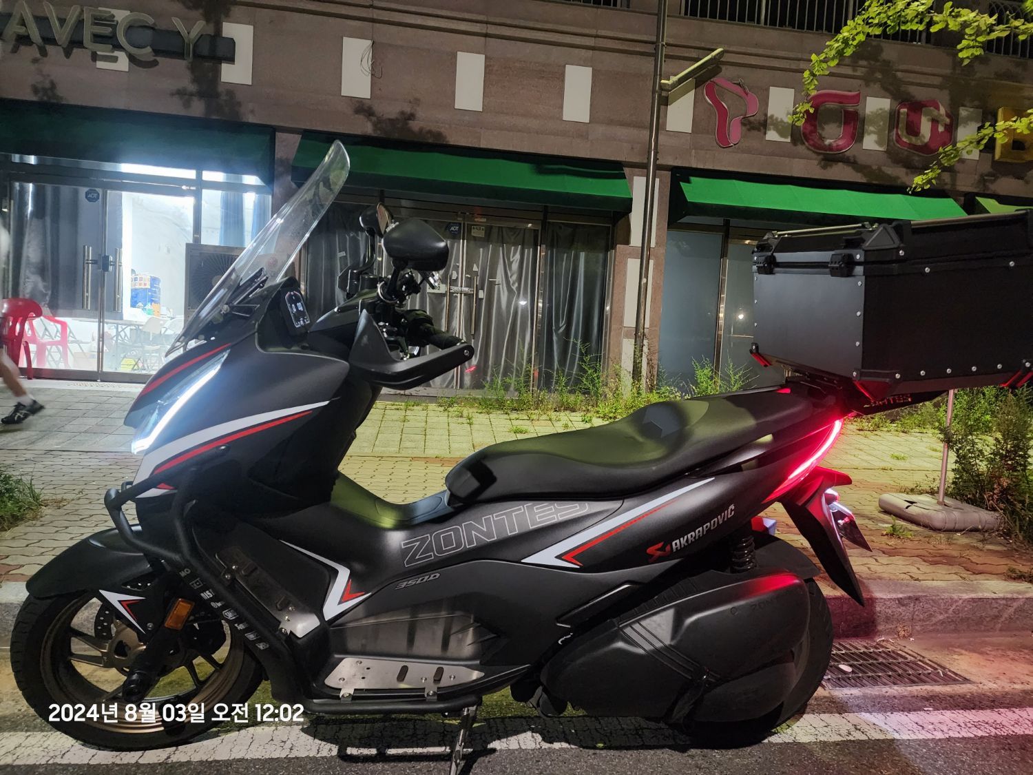 존테스 350 D thumb 2