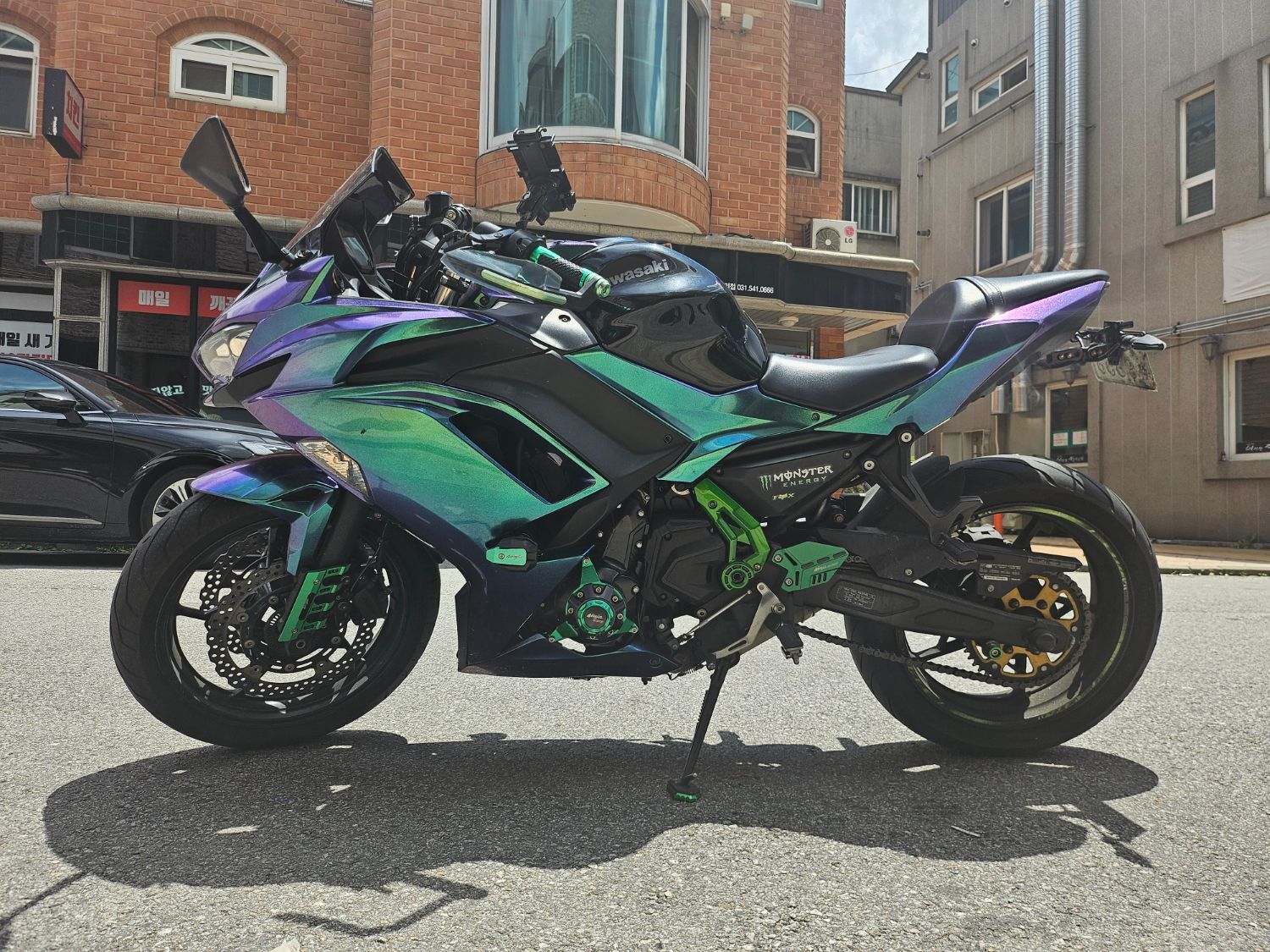 가와사키 닌자 650 more