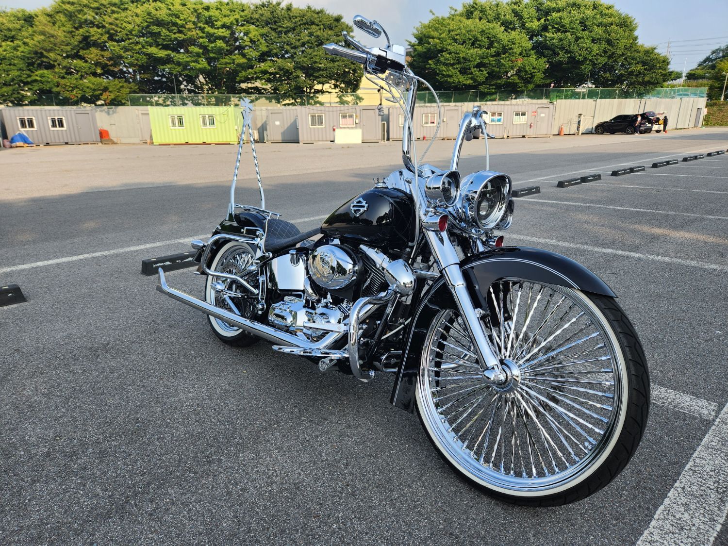 할리데이비슨 소프테일디럭스 thumb 2