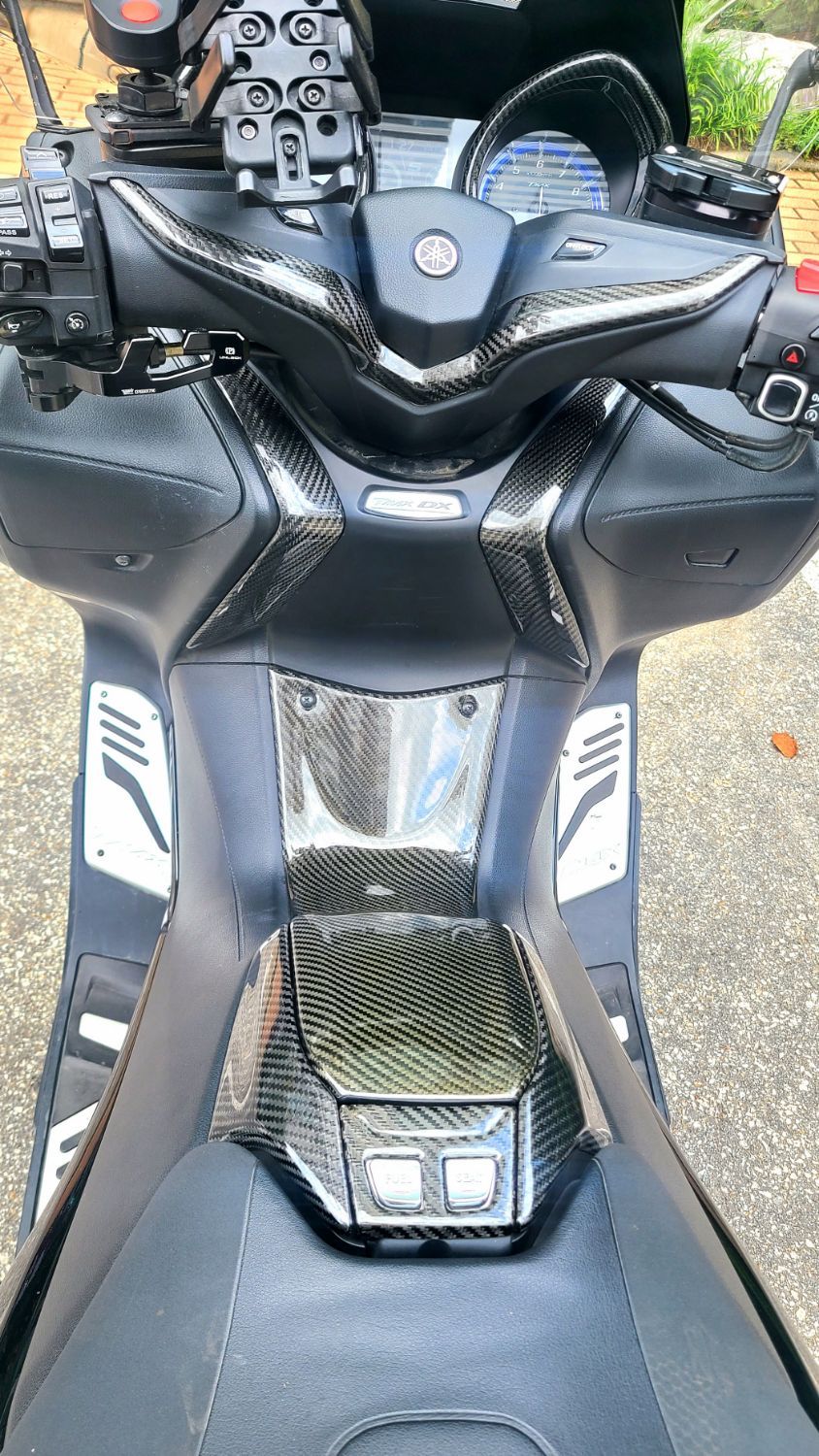 야마하 TMAX DX thumb 2