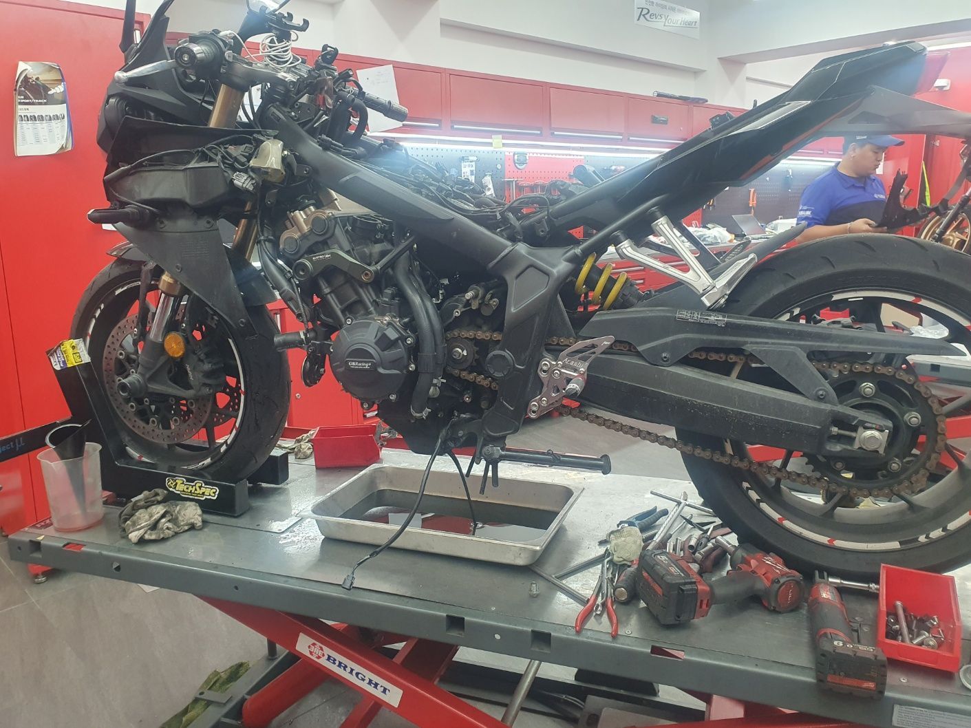 혼다 CBR 650 R 2022 블랙 사진 3