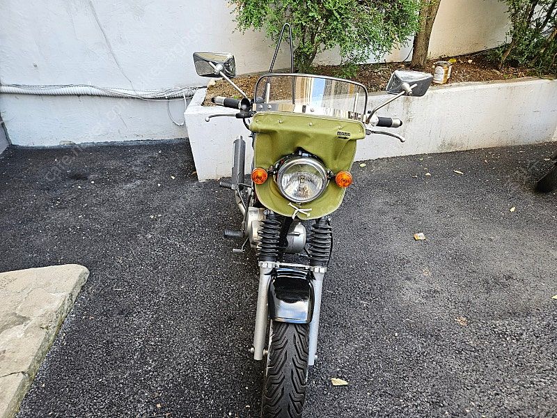 혼다 에이프 100 more