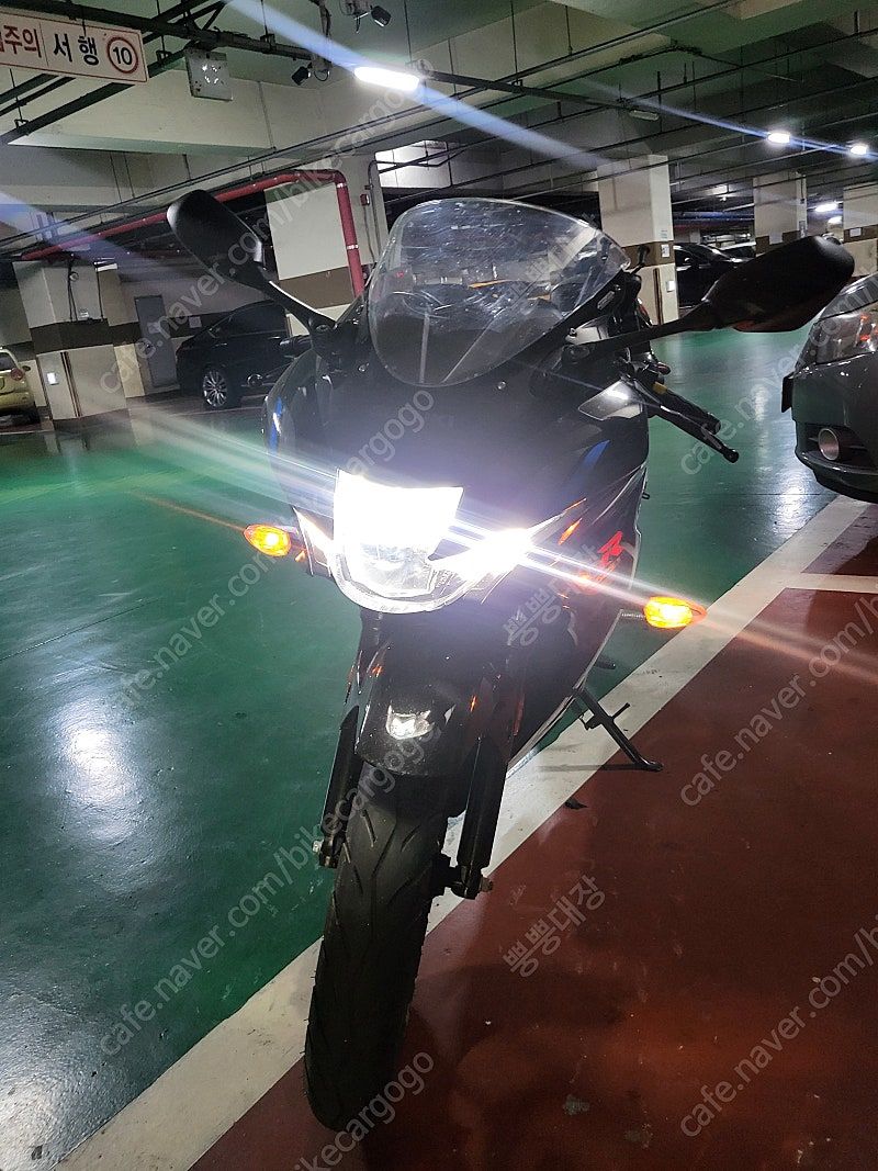 스즈키 GSX R 125 ABS more