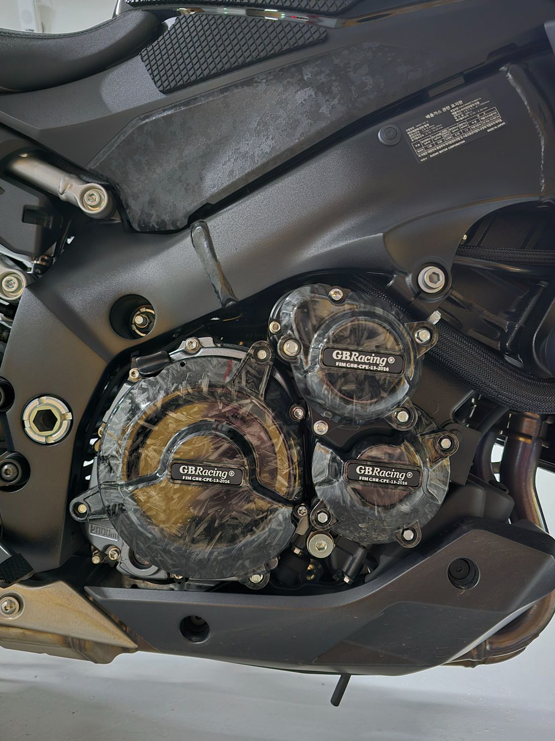 스즈키 GSX S 1000 thumb 2