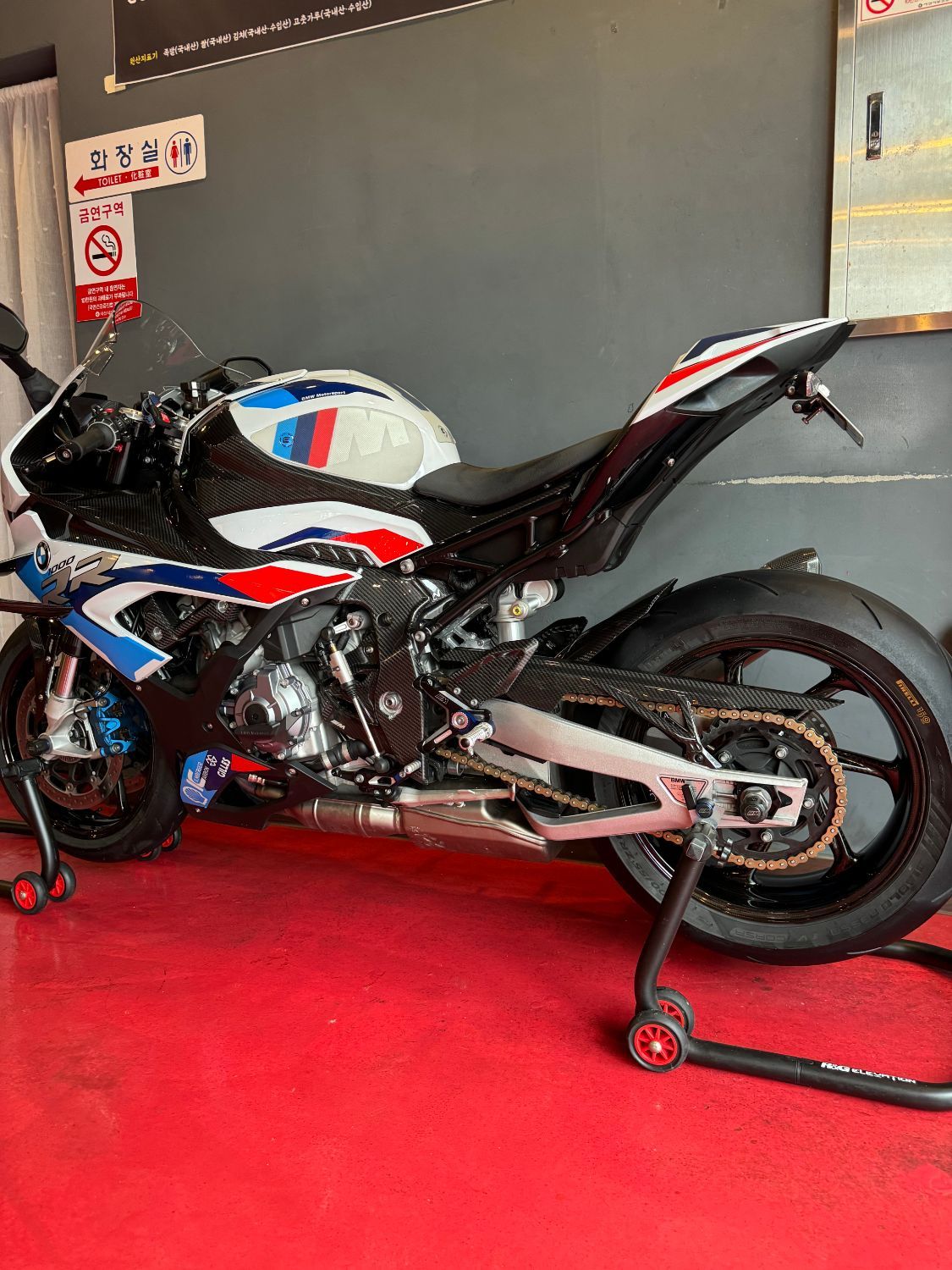 BMW M 1000 RR thumb 2