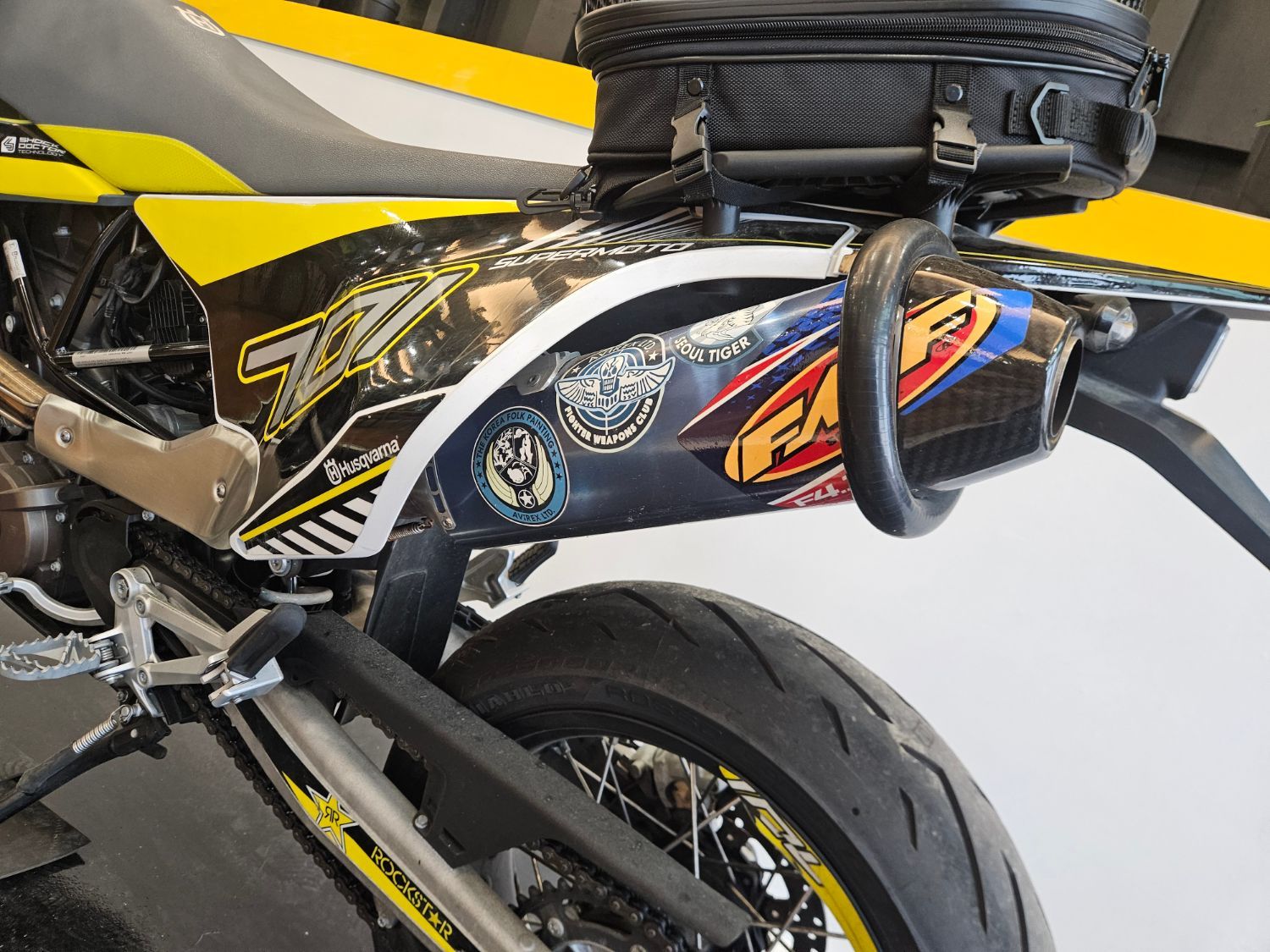 허스크바나 701 슈퍼모토 thumb 2