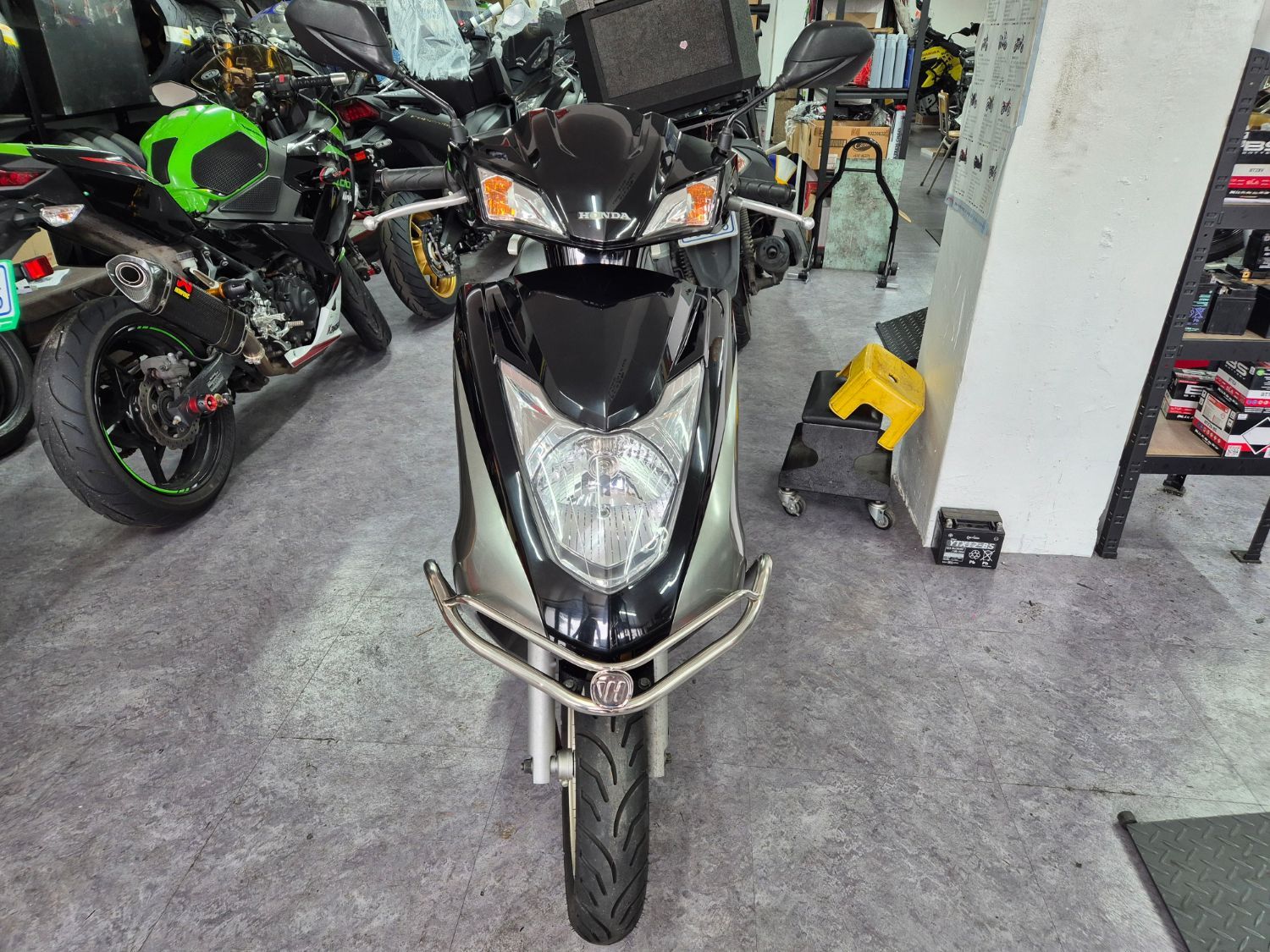 혼다 스트림 125 thumb 2